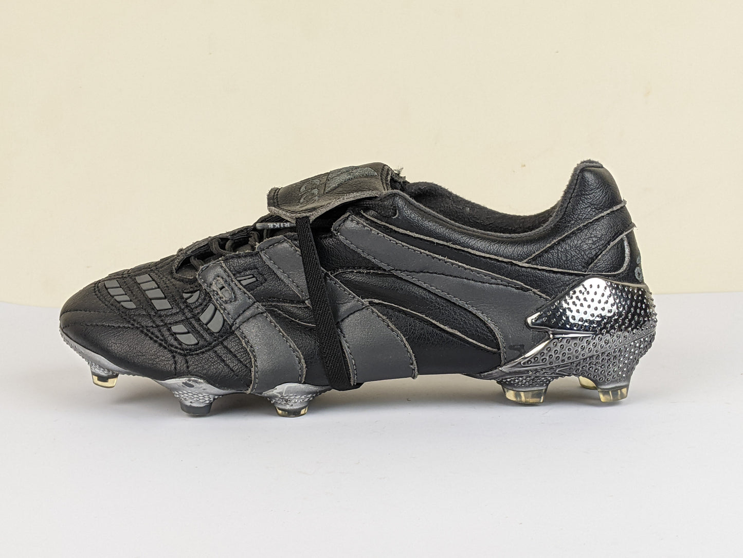 adidas Predator Accelerator 20 FG Eternal Class - Core Black/Grey Six LIMITED EDITION