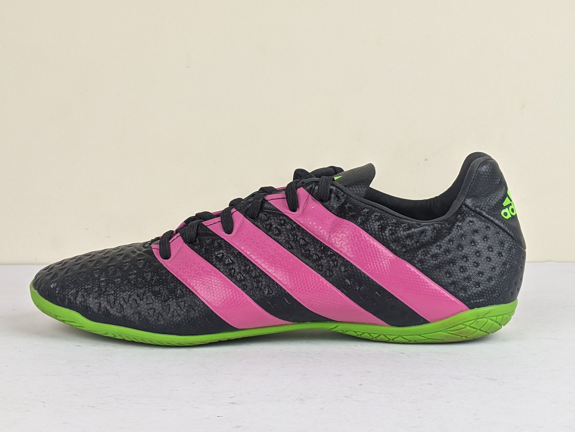 adidas Ace 16.4 IN 'Black/Shock Pink