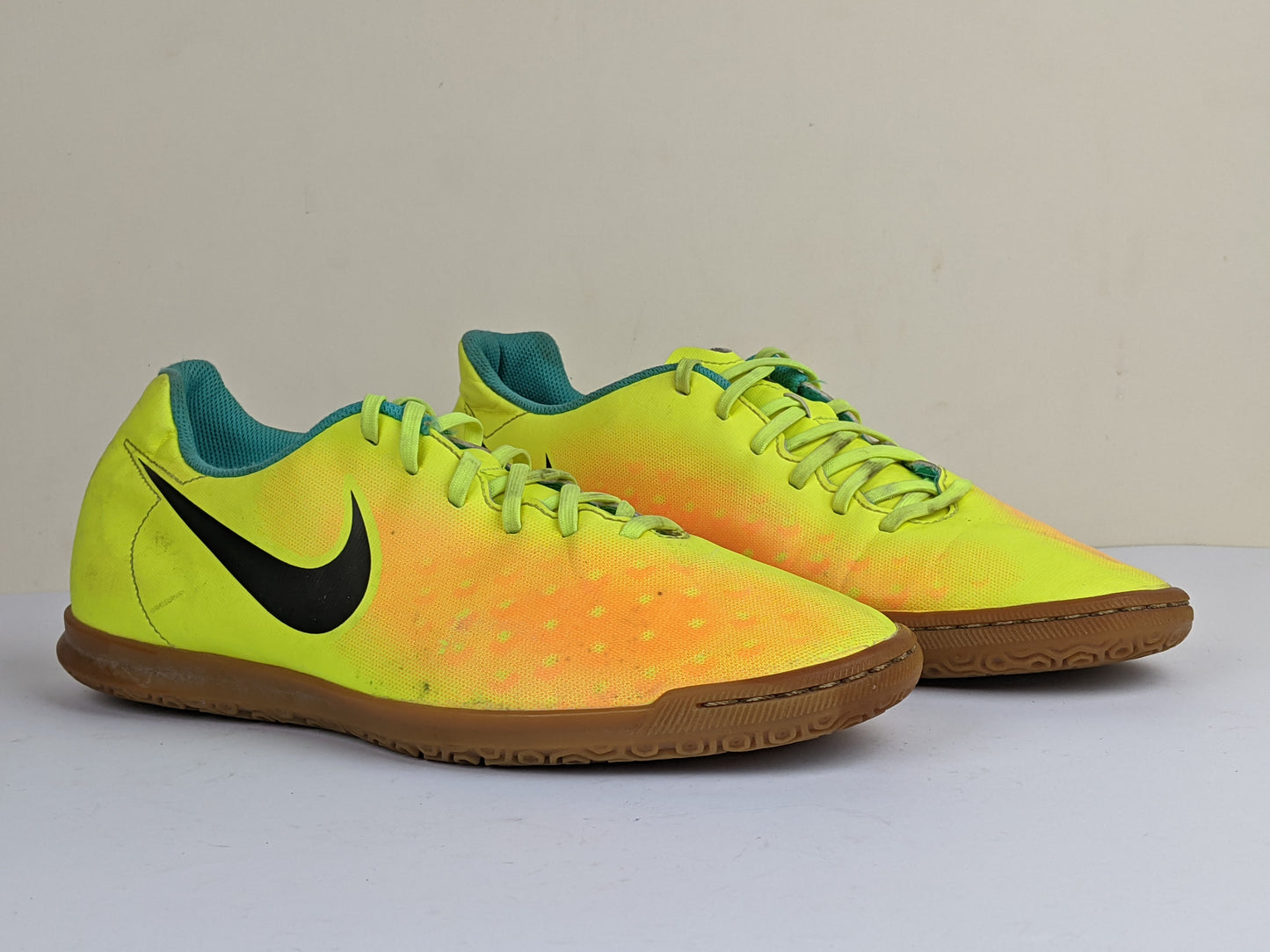 Nike Magista Ola II IC 'Yellow