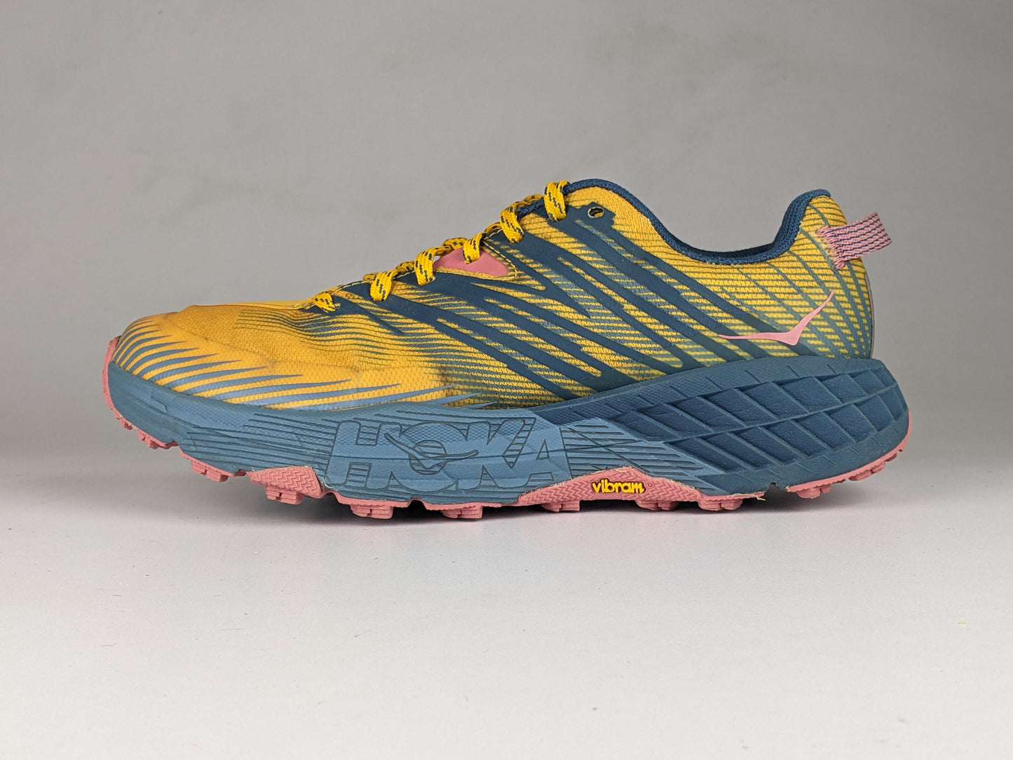 Hoka One One W Speedgoat 4 'Eggshell Blue/Yellow