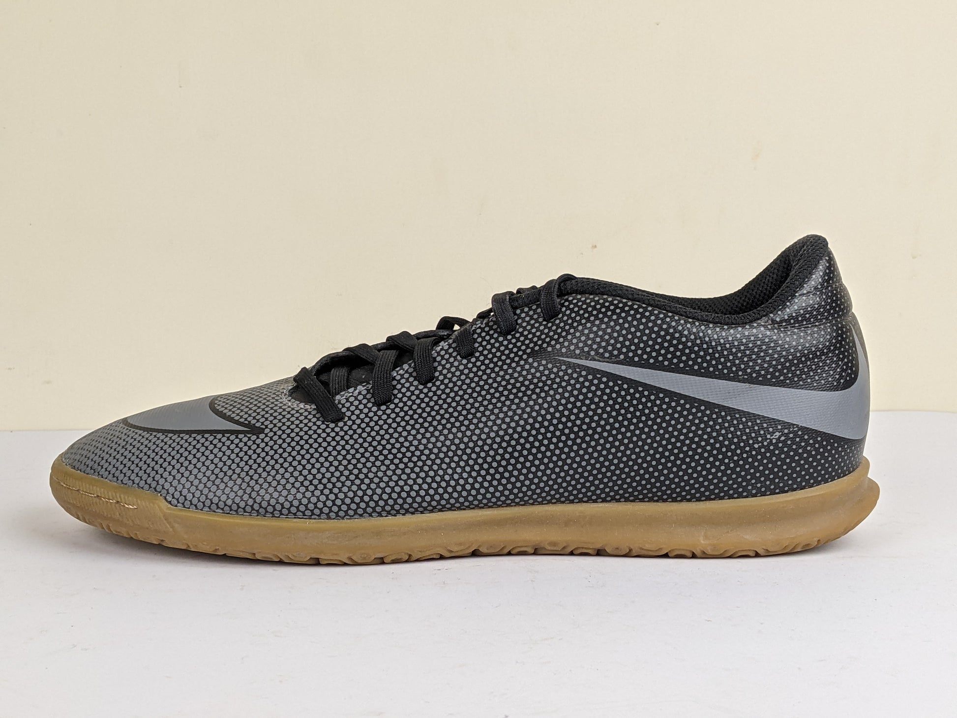 Nike Bravata IC 'Grey