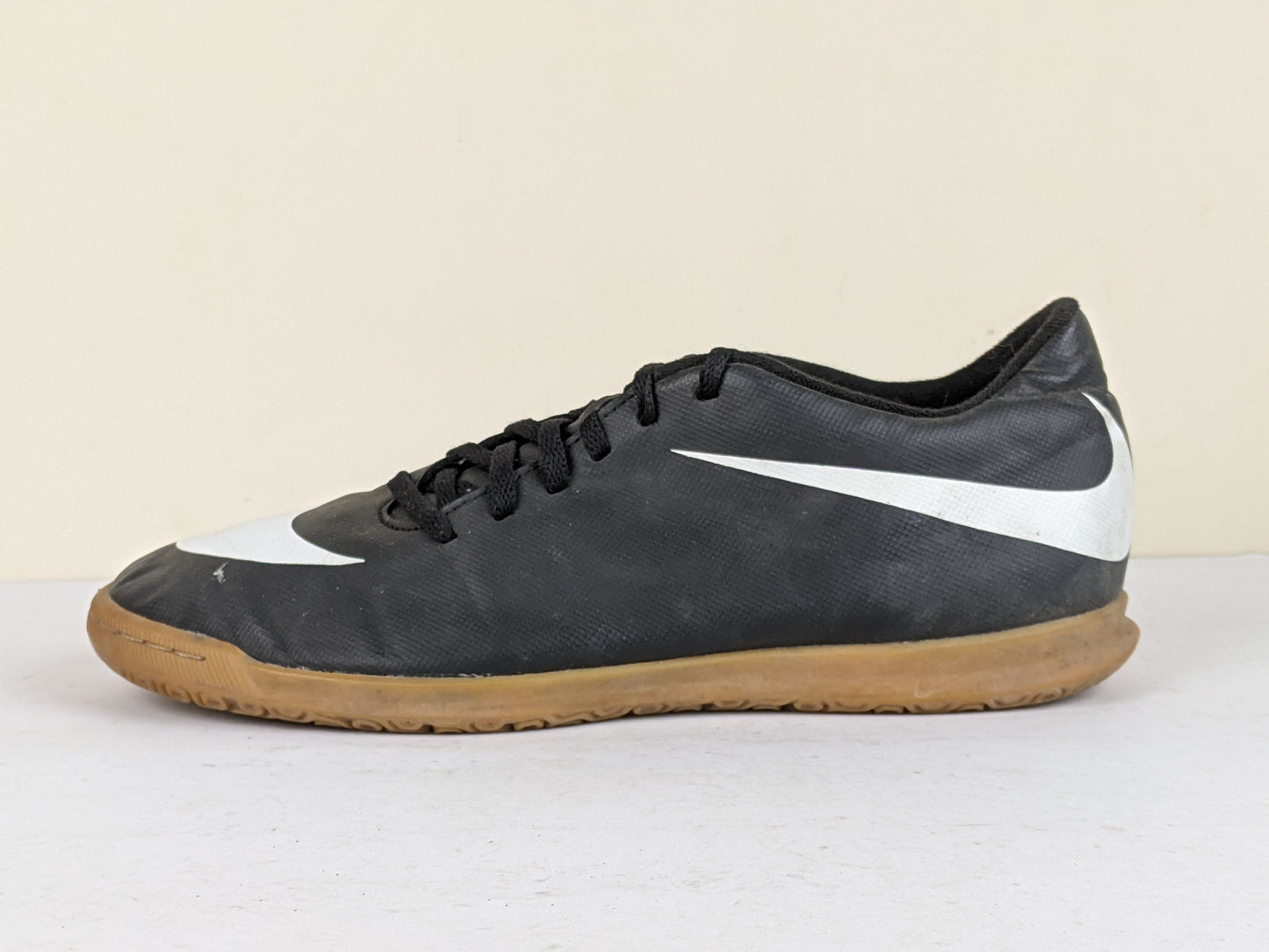 Nike Bravata IC 'Black/White