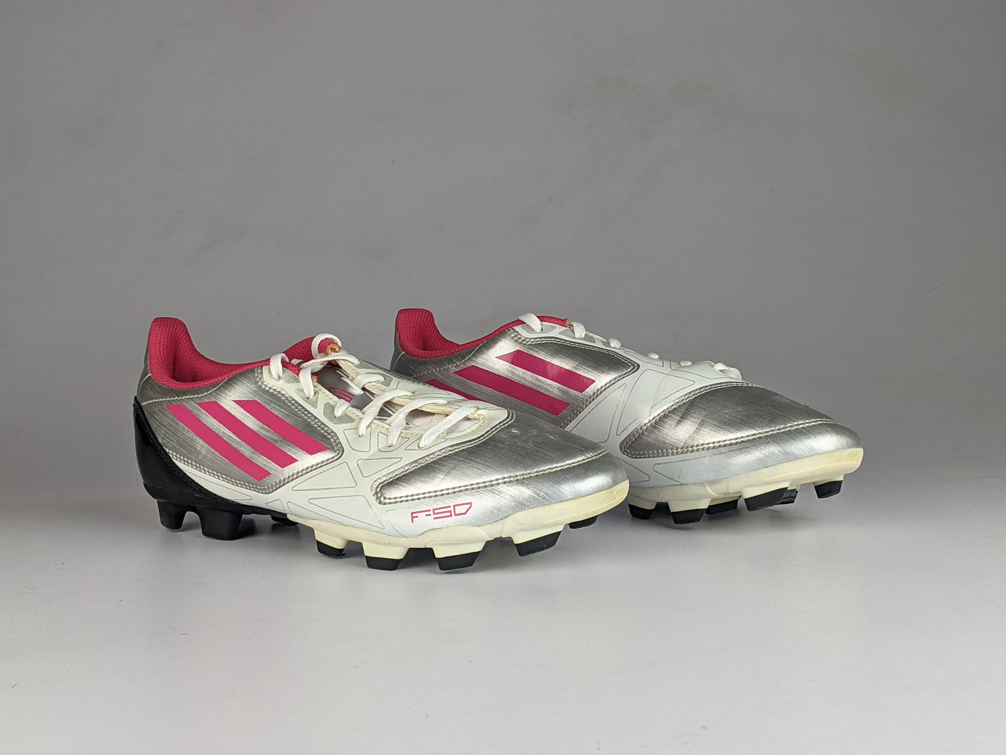 adidas Wmns F5 TRX FG 'Silver/Pink