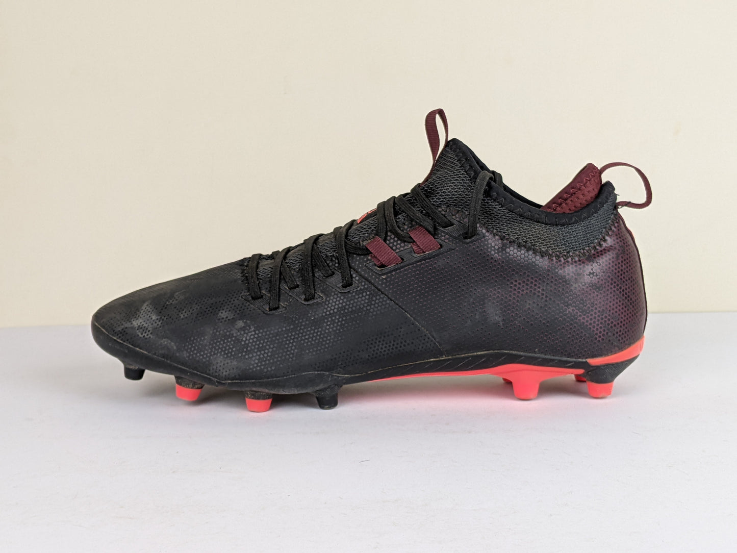 Kipsta Agility 900 Mid FG 'Black/Red