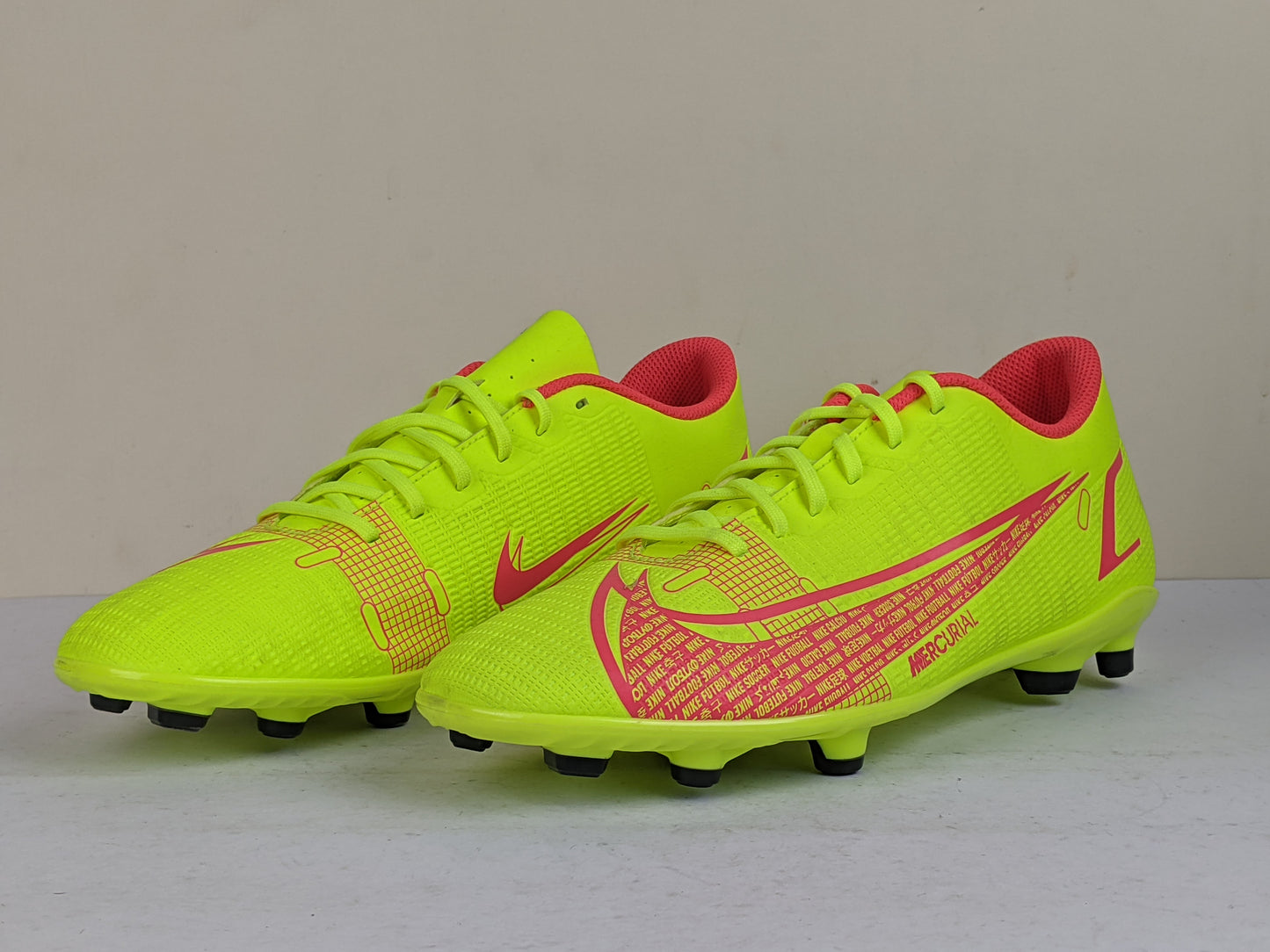 Nike Mercurial Vapor 14 Club MG Motivation - Volt/Bright Crimson (Brand New)