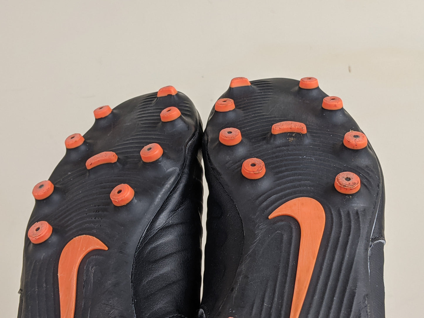 Nike Tiempo Legend 7 Club FG 'Black/Orange' (Slightly Damaged)