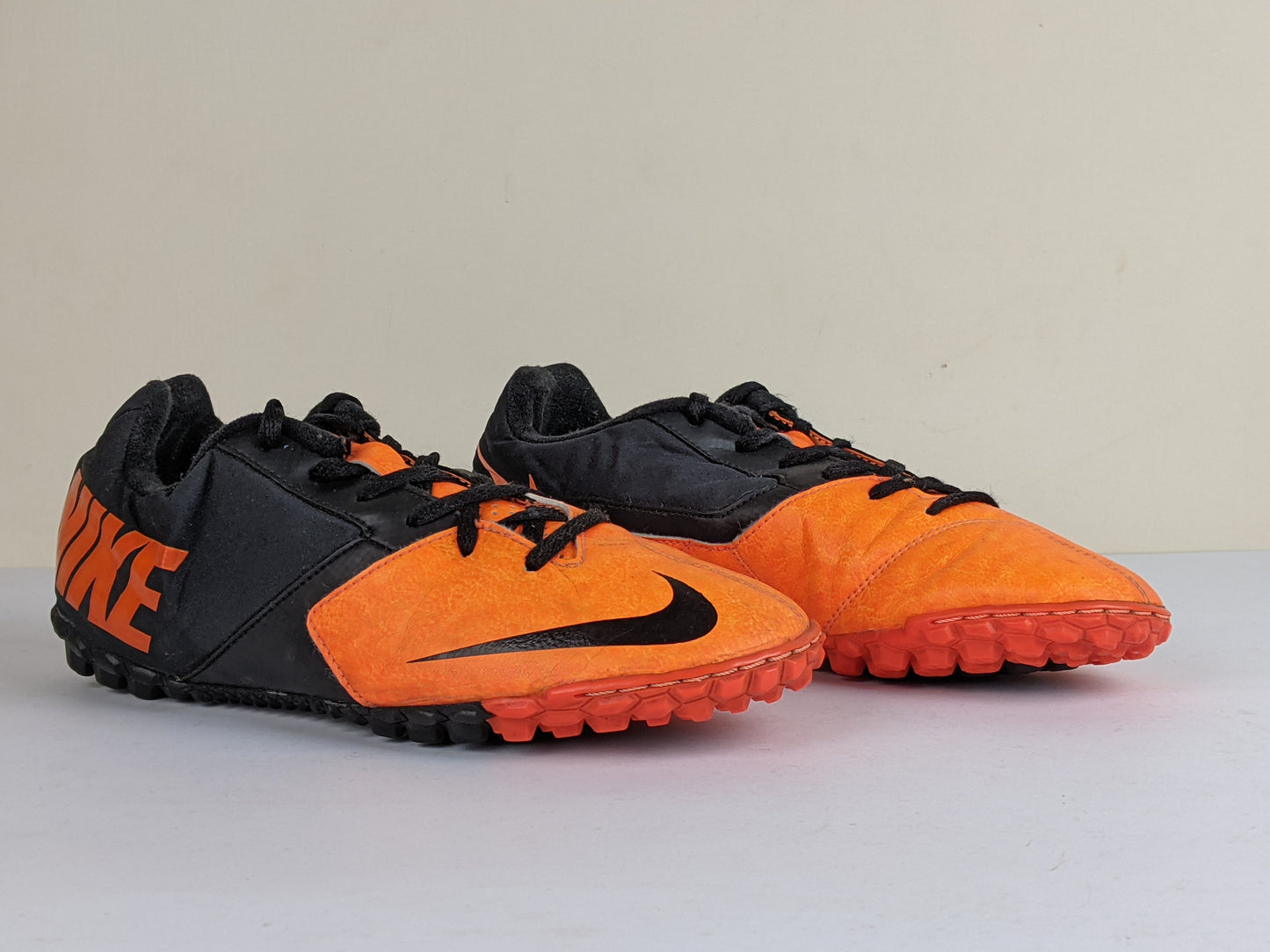 Nike Bomba 2 TF 'Black/Orange