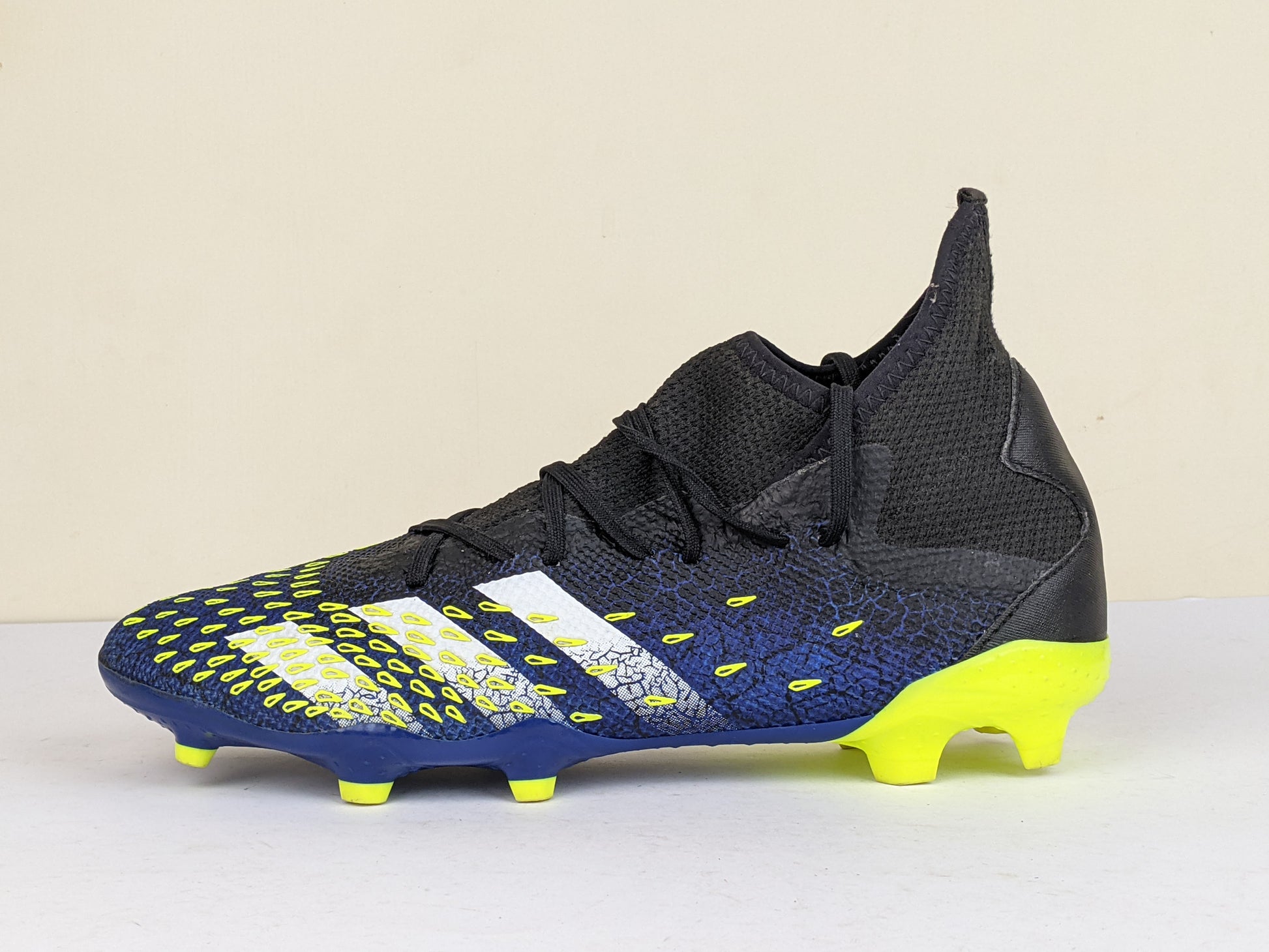 adidas Predator Freak .3 FG/AG Superlative - Core Black/Footwear White/Solar Yellow