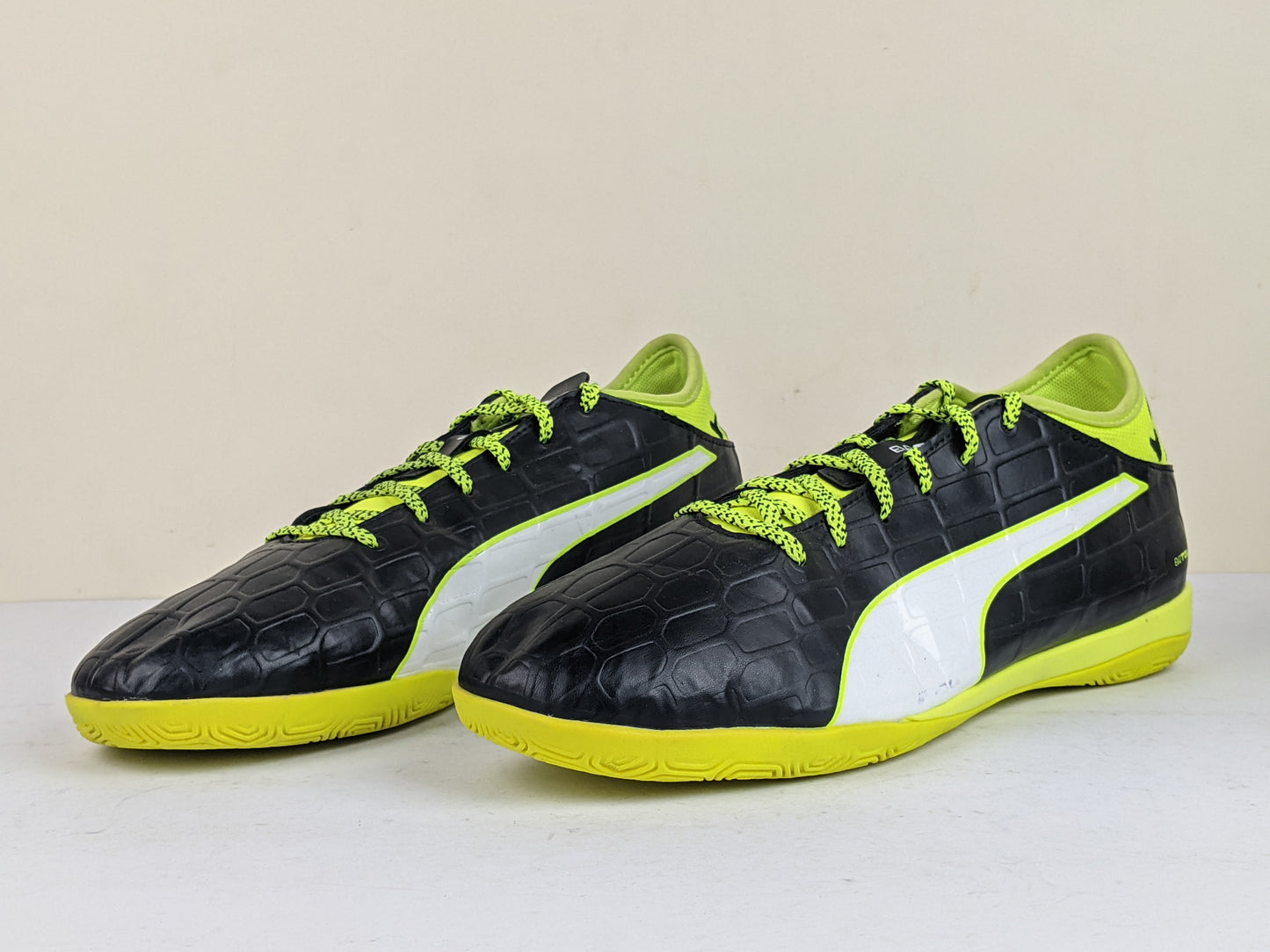 PUMA evoTOUCH 3 IT - Black/White/Safety Yellow