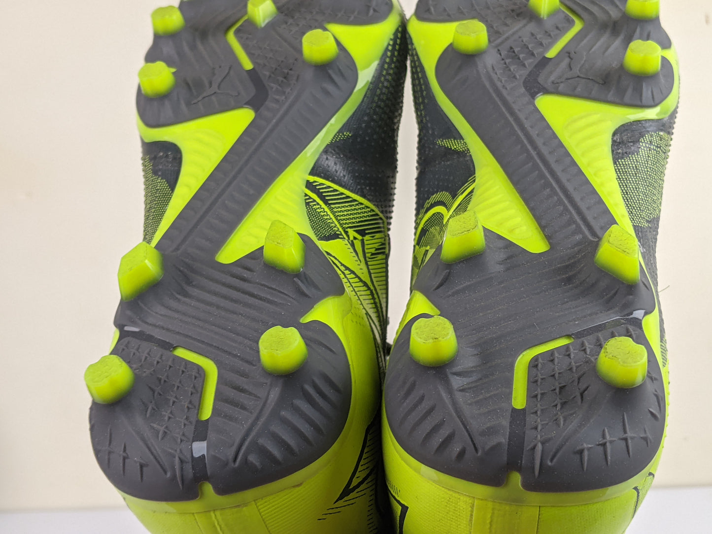 PUMA Future 7 Match FG/AG Rush - Strong Gray/Cool Dark Gray/Electric Lime LIMITED EDITION (New)