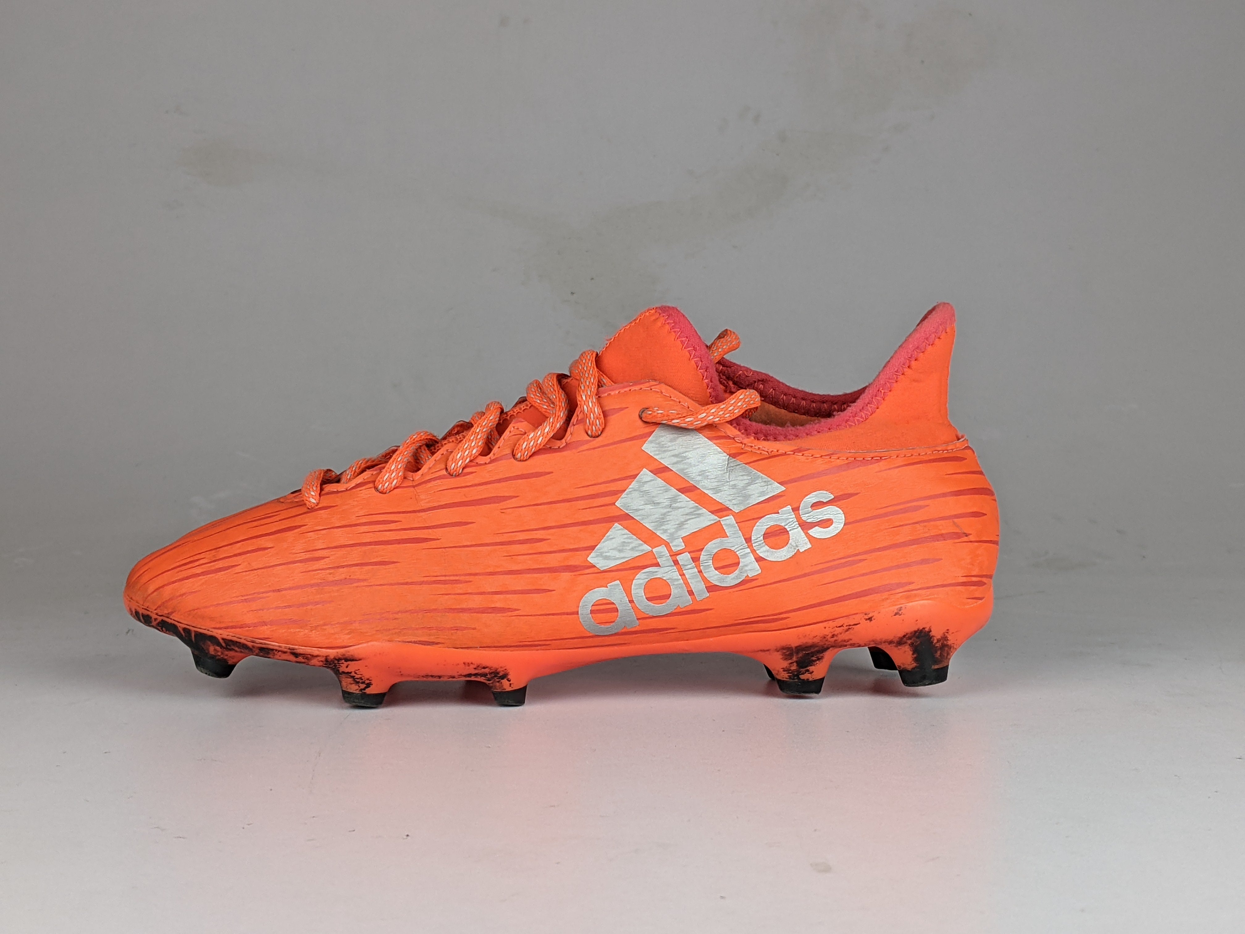 Adidas x cheap 16.3 orange