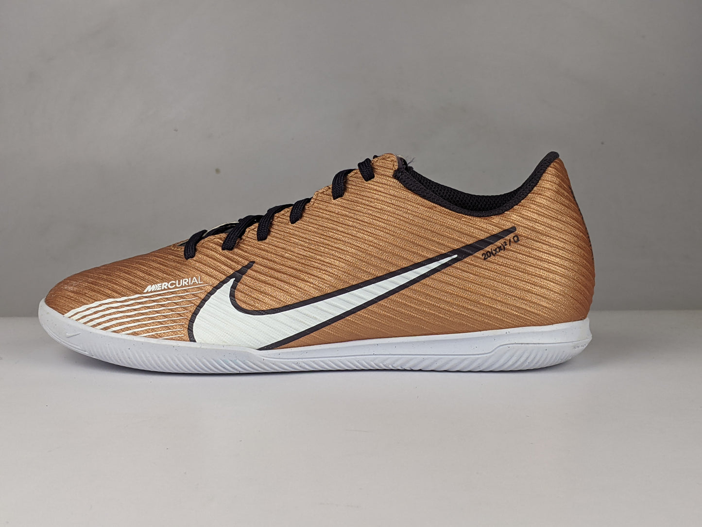 Nike Mercurial Vapor 15 Club IC 'Bronze/White