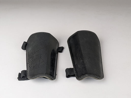 Kipsta Shin Guards 'Black