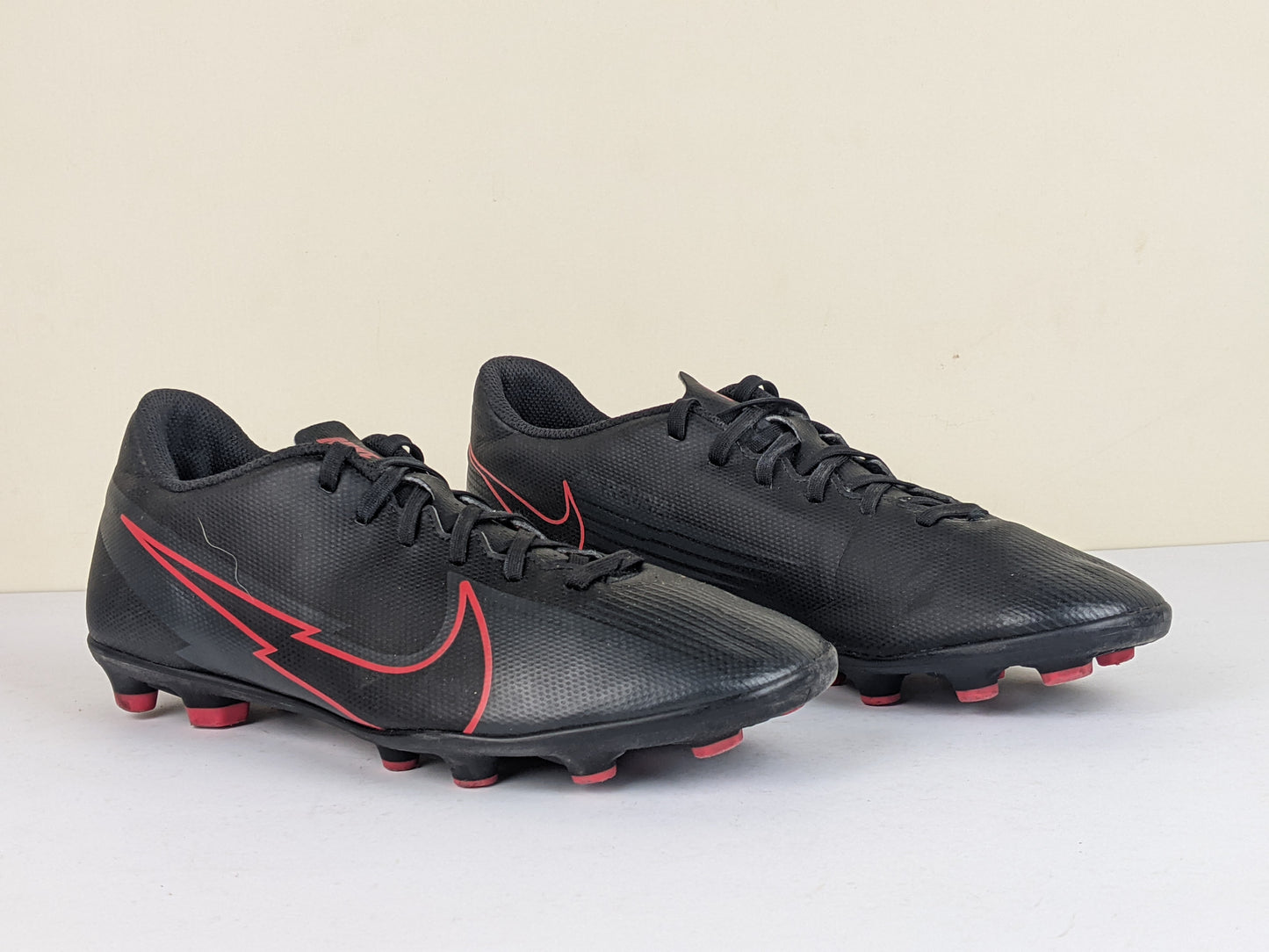 Nike Mercurial Vapor 13 Club MG Black X Chile Red - Black/Chile Red/Dark Smoke Grey