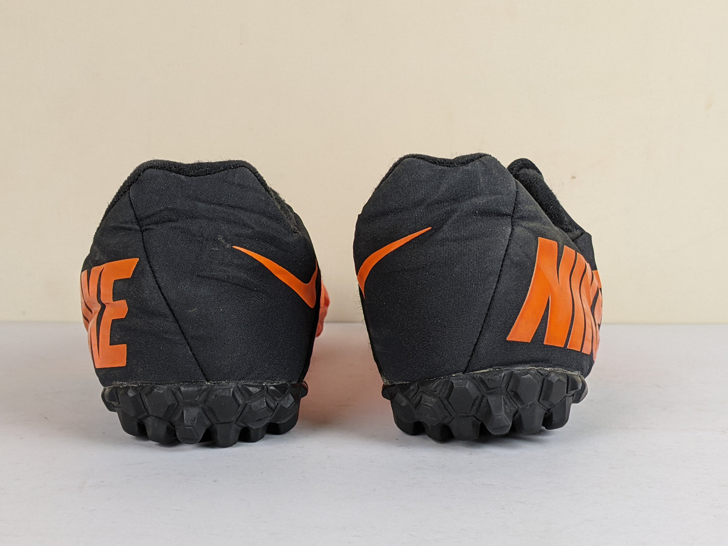 Nike Bomba 2 TF 'Black/Orange