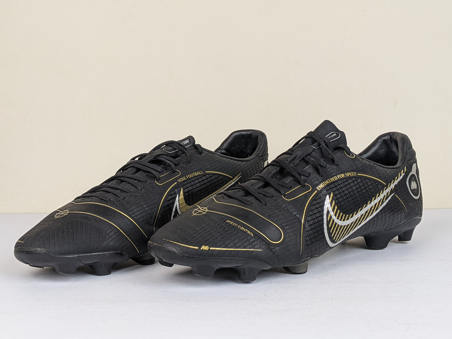 Nike Mercurial Vapor 14 Academy MG Shadow - Black/Metallic Gold/Metallic Silver