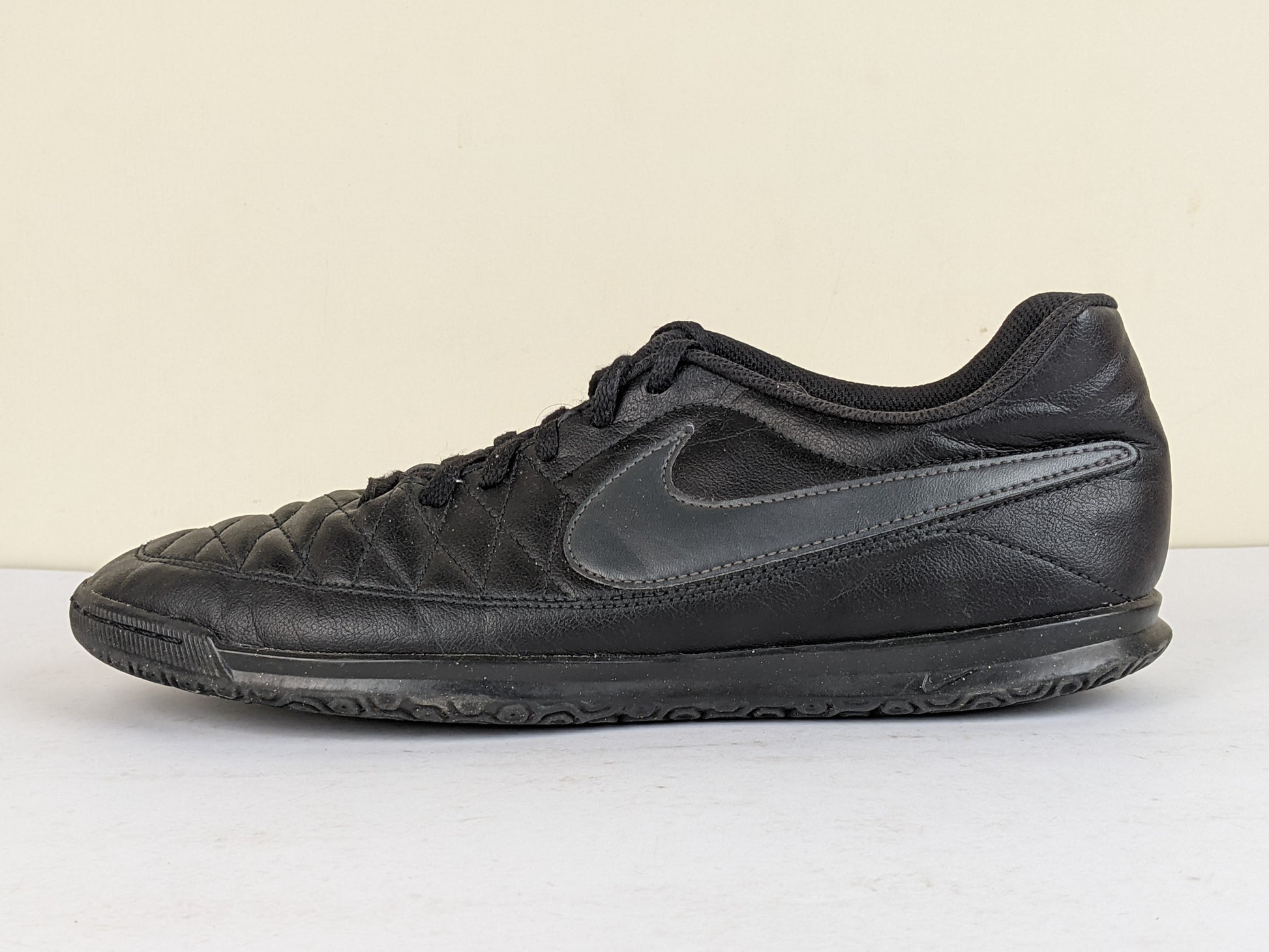 Nike Majestry IC 'Black