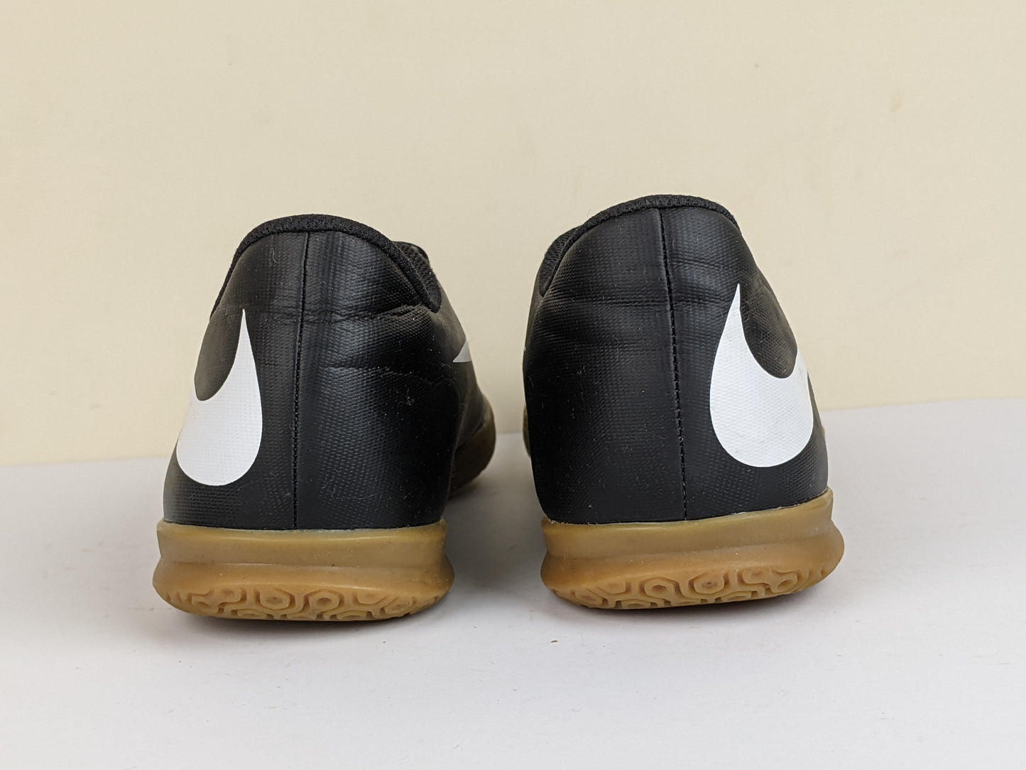 Nike Bravata IC 'Black/White