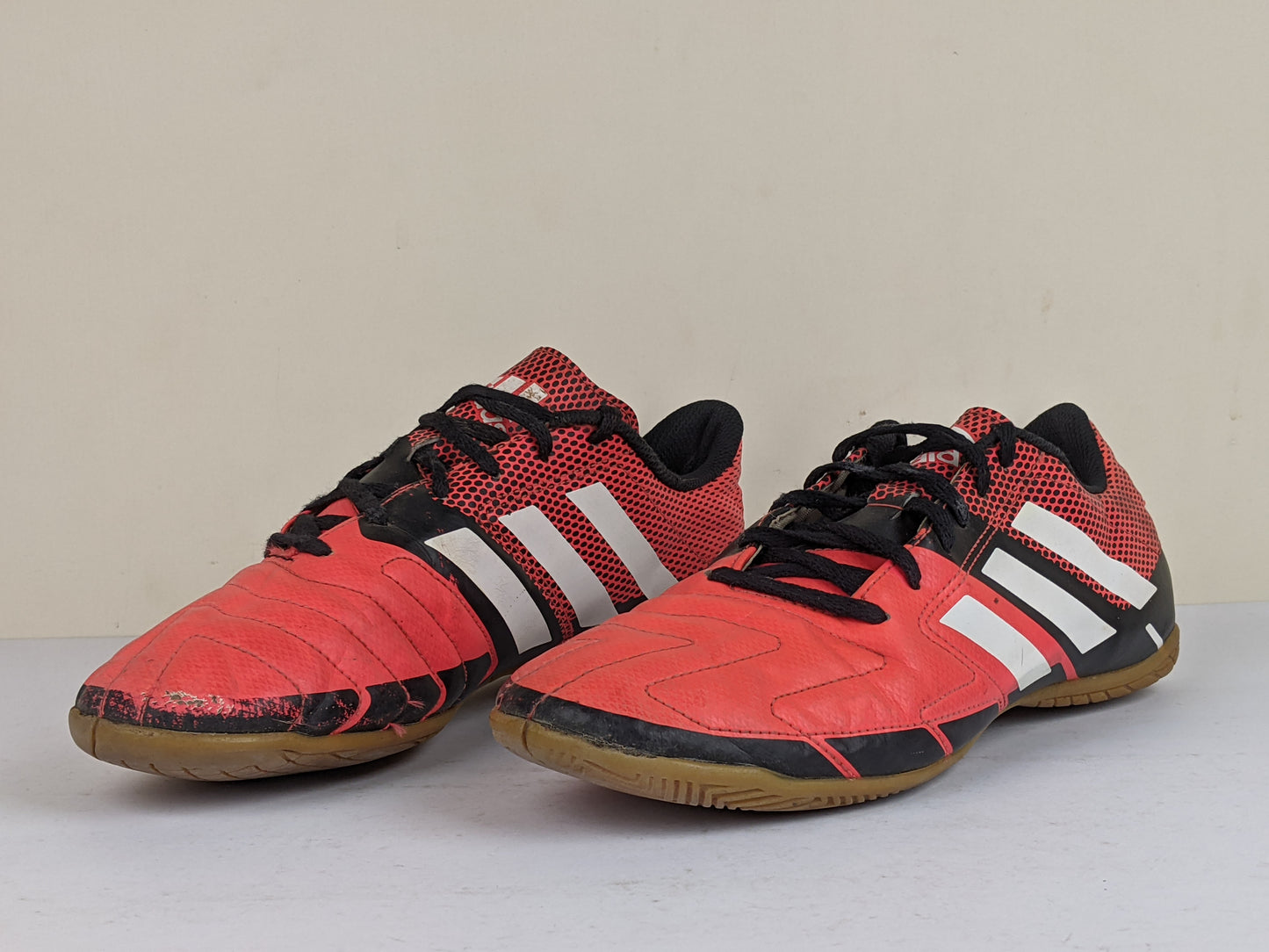 adidas Neoride III IN 'Red/Black