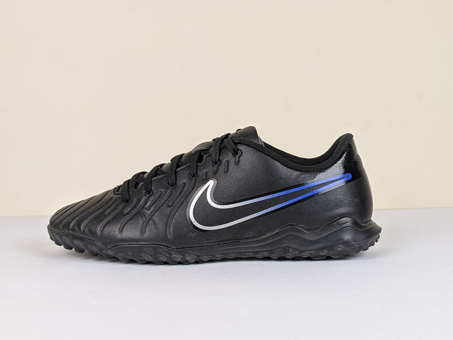 Nike Tiempo Legend 10 Club TF Shadow - Black/Chrome/Hyper Royal