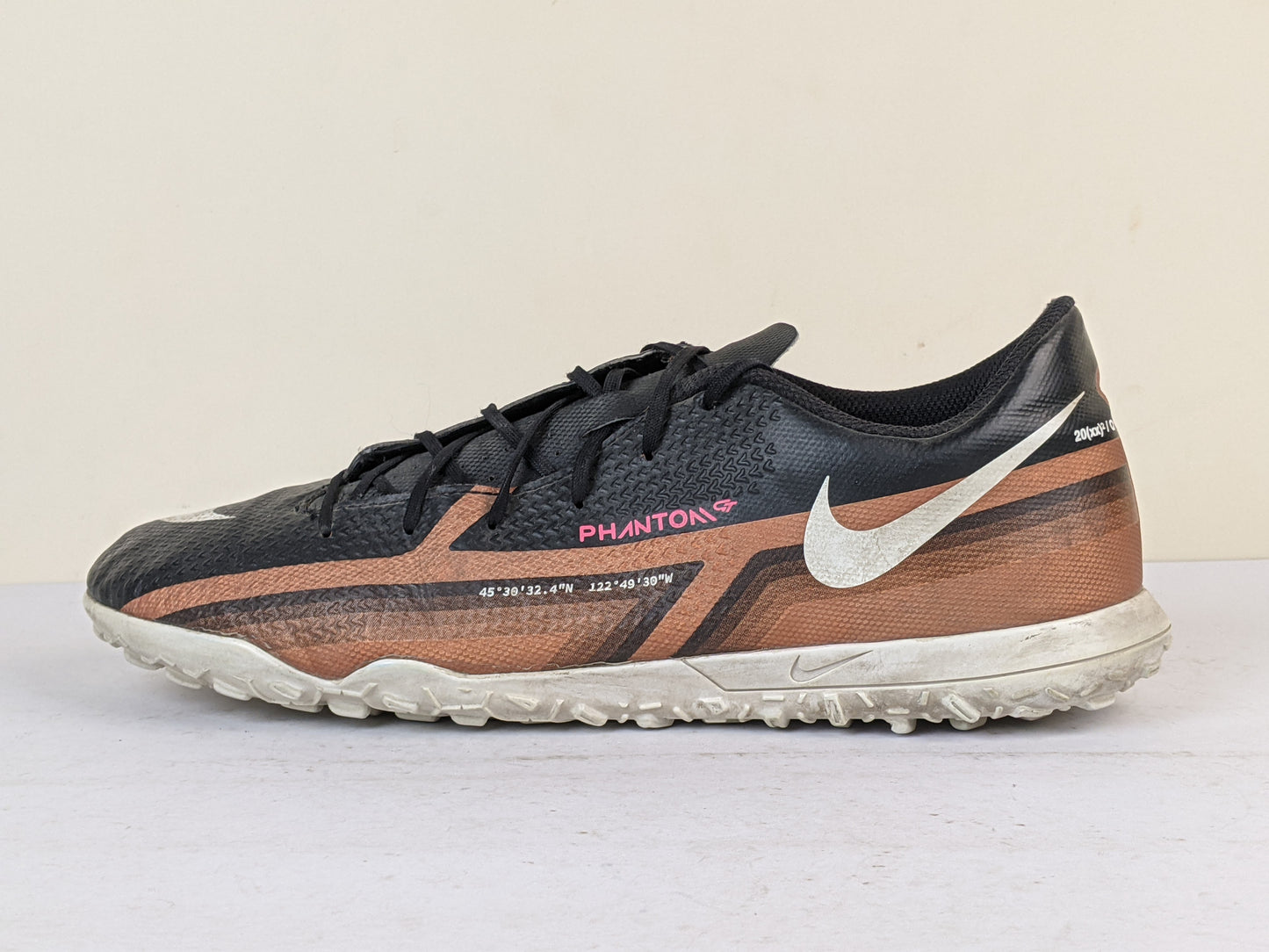 Nike Phantom GT 2 Club TF Generation - Metallic Copper/White/Black (Slightly Damaged)