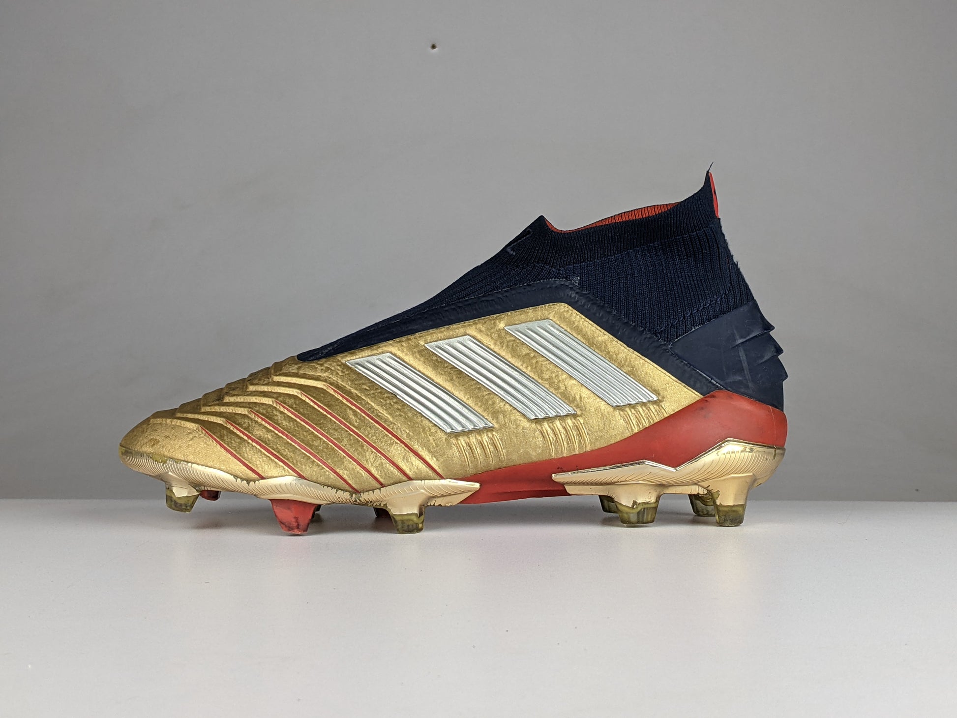 adidas Predator 19+ ZIDANE/BECKHAM Icon FG/AG - Gold Metallic/Silver Metallic/Navy LIMITED EDITION