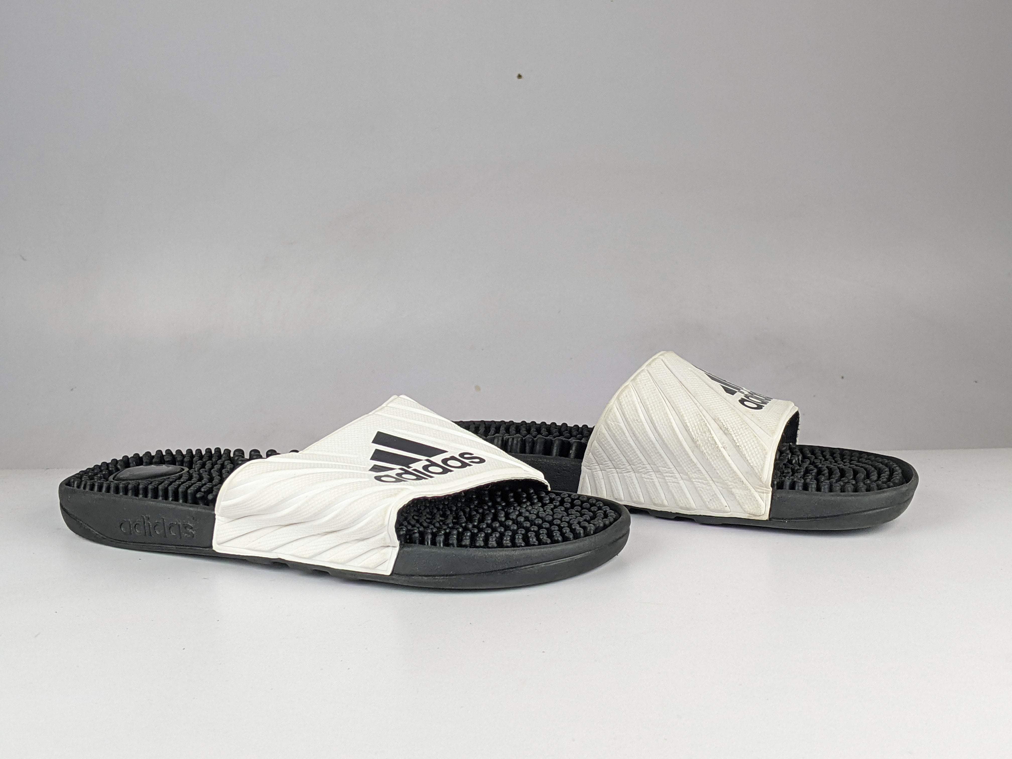 adidas Performance Voloossage Slides White Black