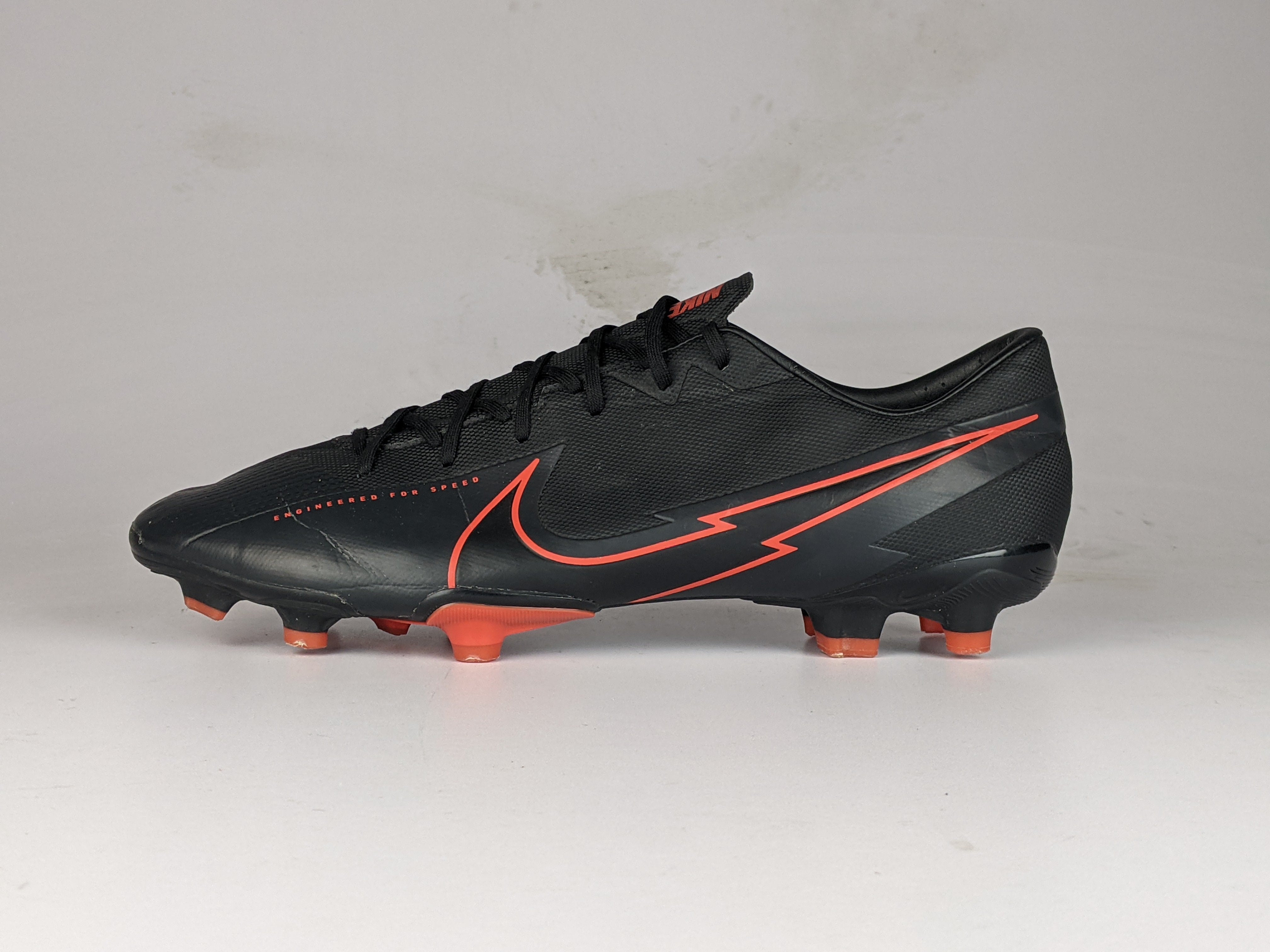 Football shoes hotsell online shopping