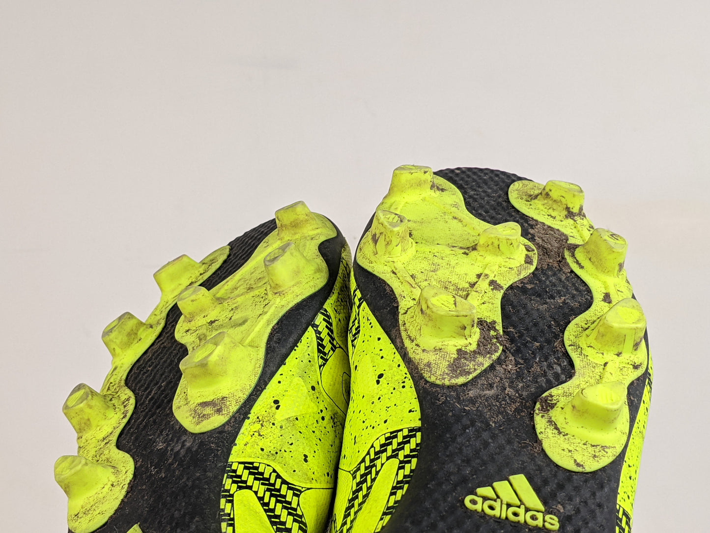 adidas X 15.4 FxG Solar Yellow/Core Black