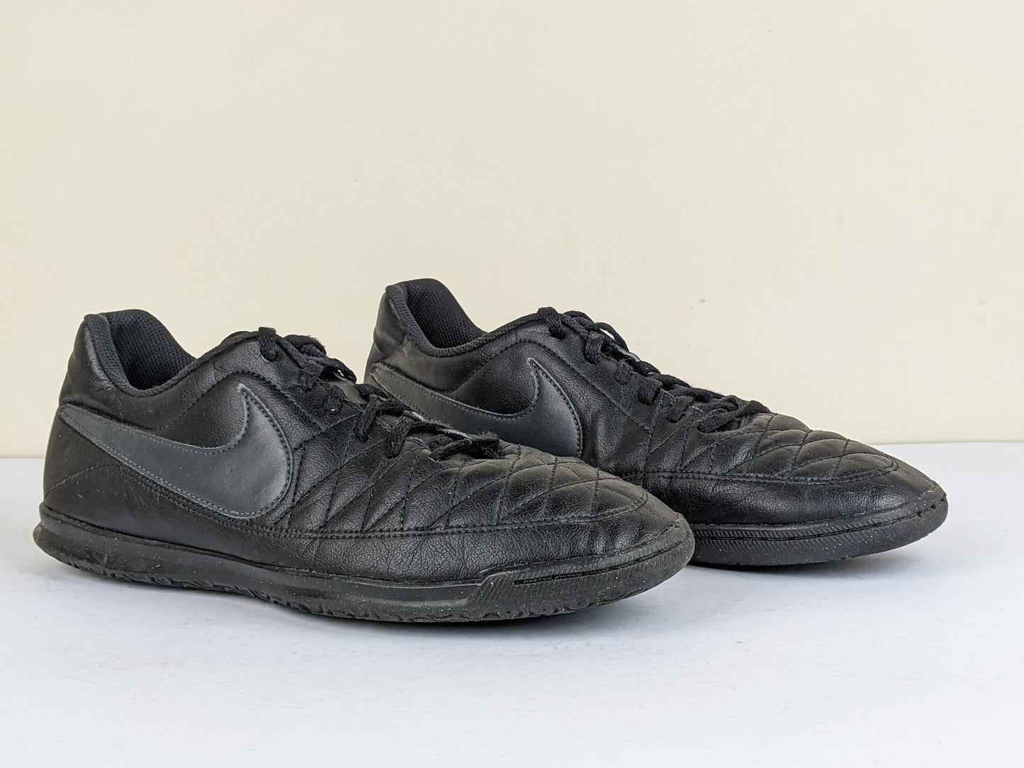 Nike Majestry IC 'Black