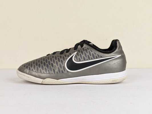 Nike Magista Onda IC Metalic Pewter/Black/White Kids (Slightly Damaged)