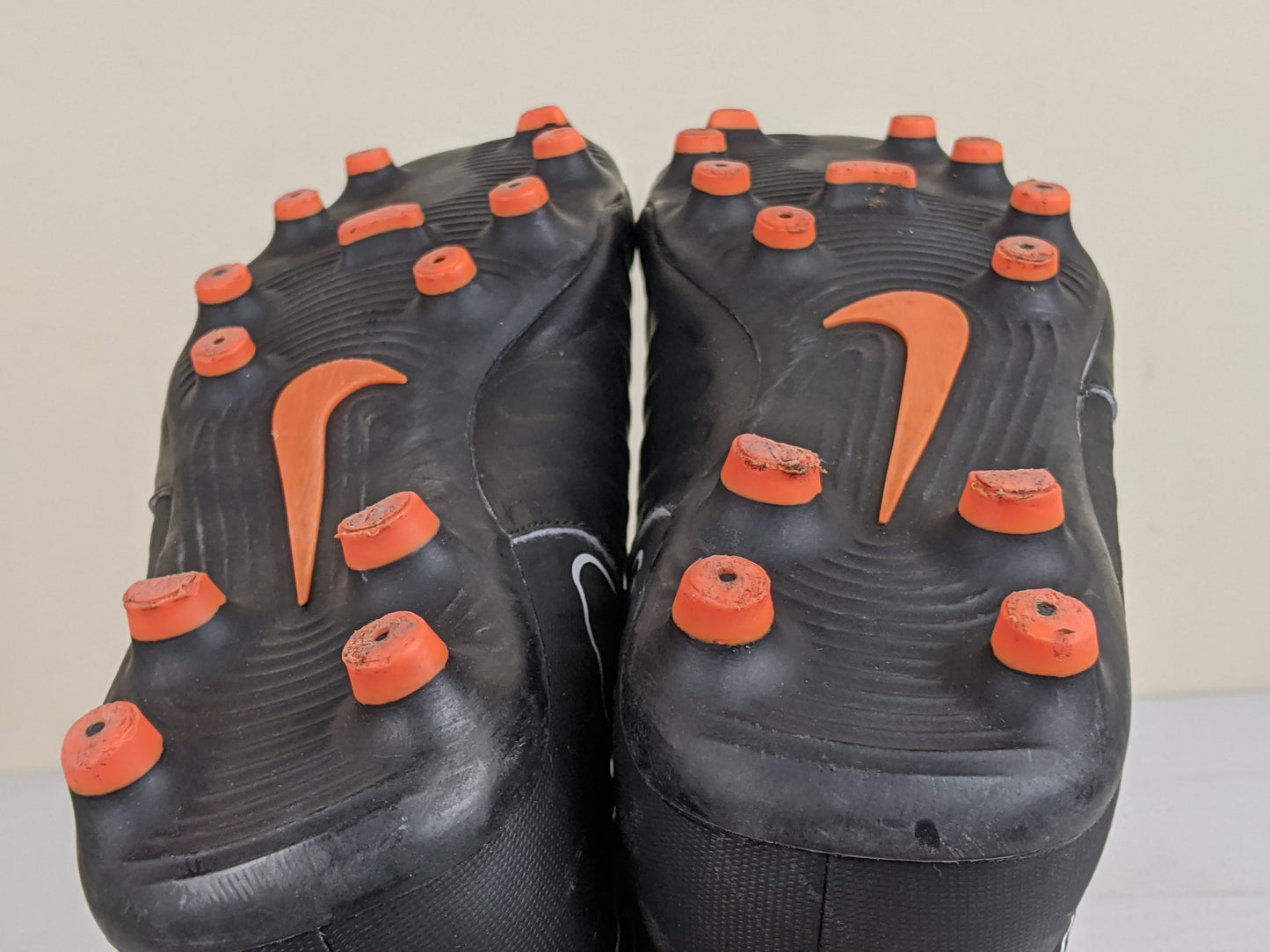 Nike Tiempo Legend 7 Club FG 'Black/Orange' (Slightly Damaged)