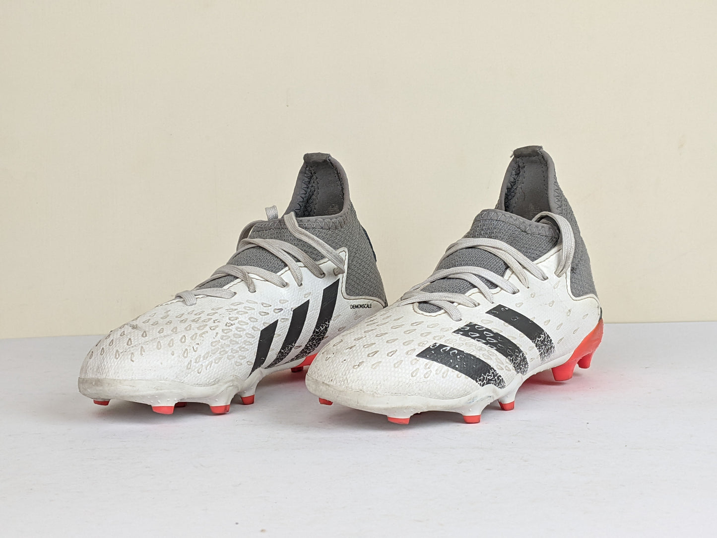 adidas Predator Freak .3 FG WhiteSpark - Footwear White/Iron Metal/Solar Red Kids