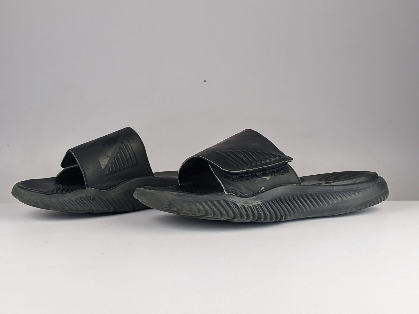 adidas Alphabounce Basketball Slides 'Core Black' (Slightly Damaged)