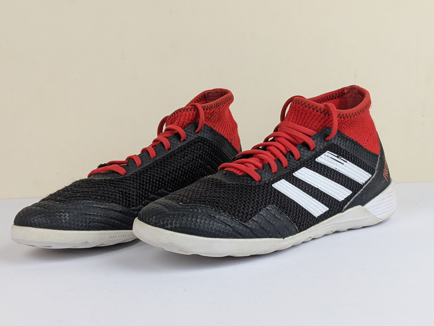 adidas Predator Tango 18.3 IN Team Mode - Core Black/Footwear White/Red