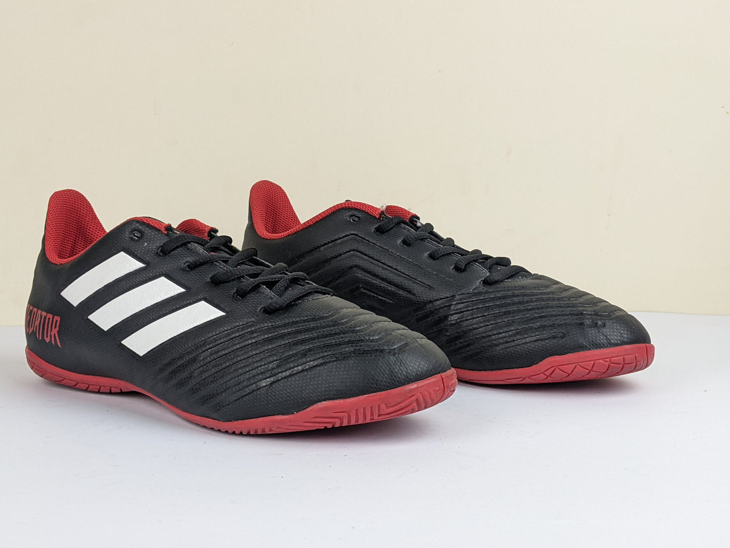 adidas Predator Tango 18.4 IN 'Black/Red