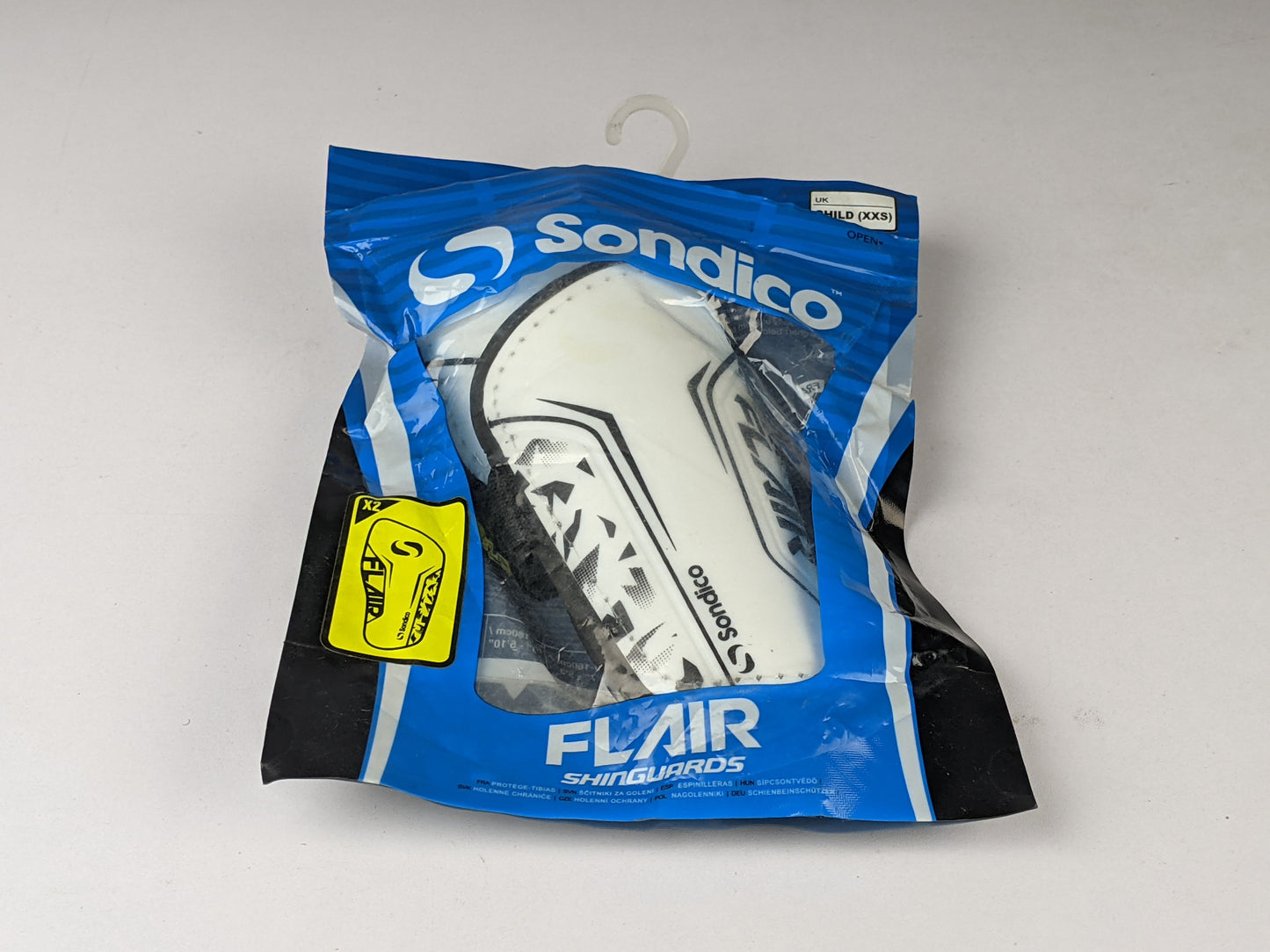 Sondico Flair Flip Shin Guards 'White/Black