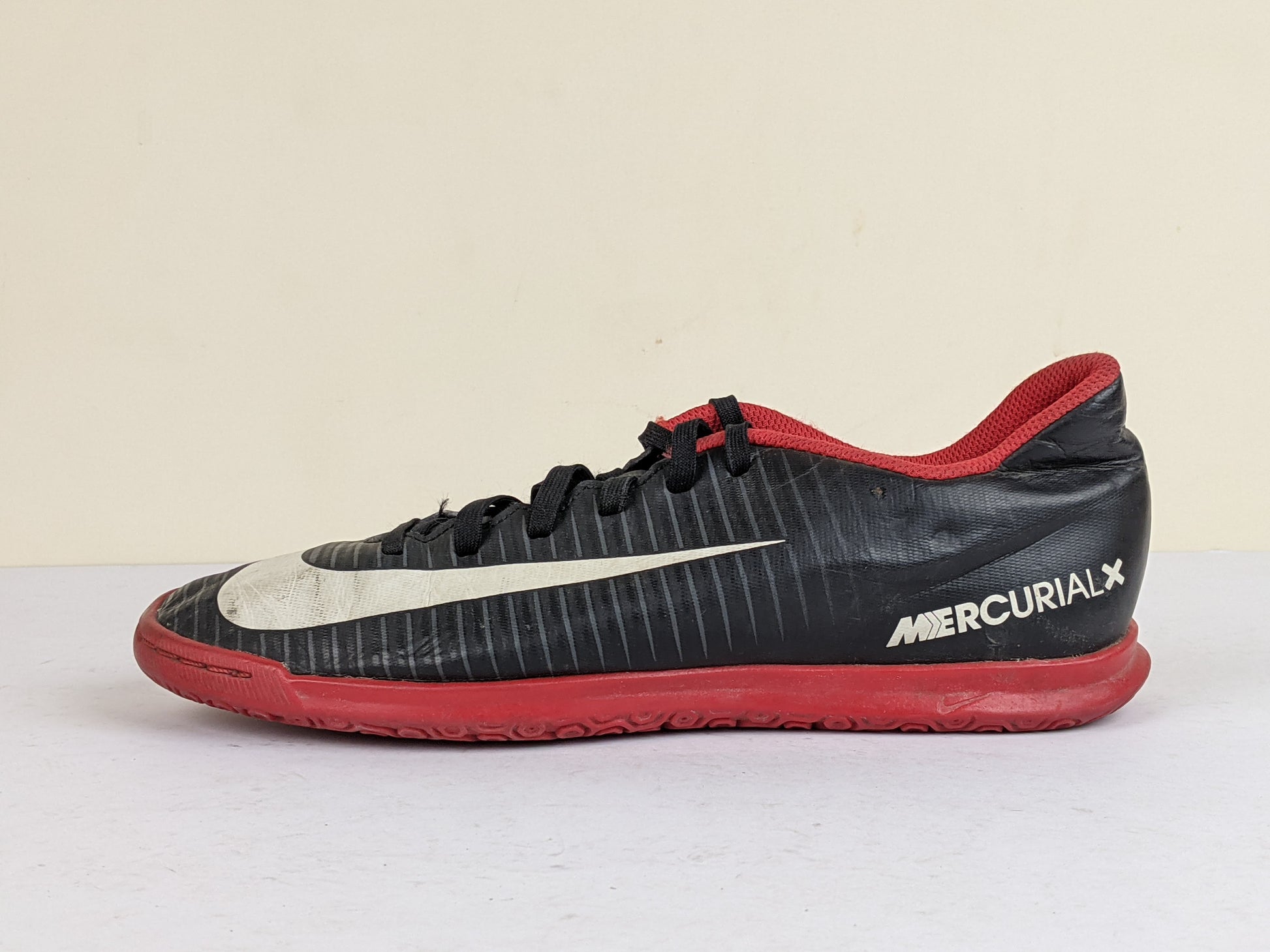 Nike Mercurial Vortex IC 'Black/Red