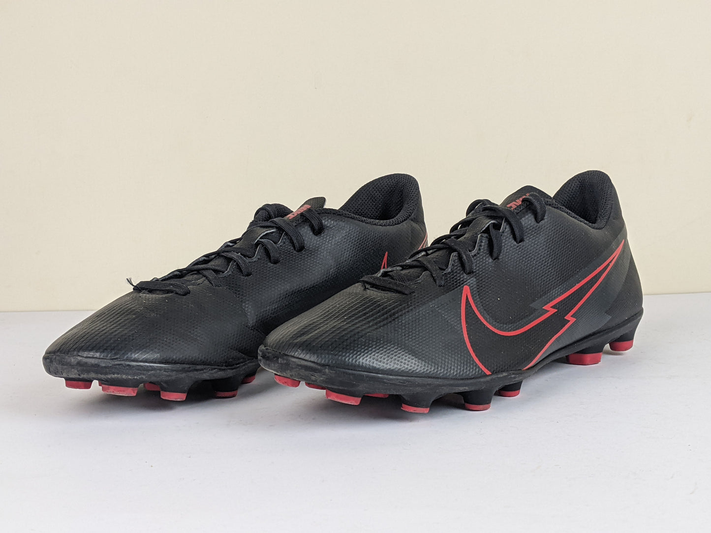 Nike Mercurial Vapor 13 Club MG Black X Chile Red - Black/Chile Red/Dark Smoke Grey