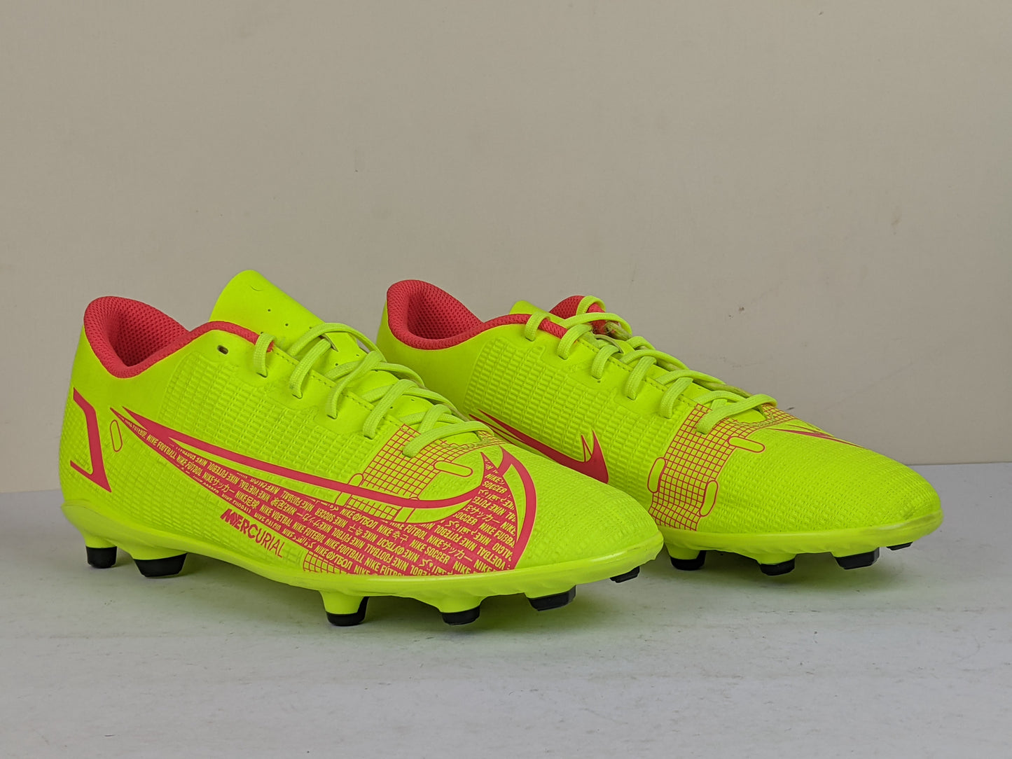 Nike Mercurial Vapor 14 Club MG Motivation - Volt/Bright Crimson (Brand New)