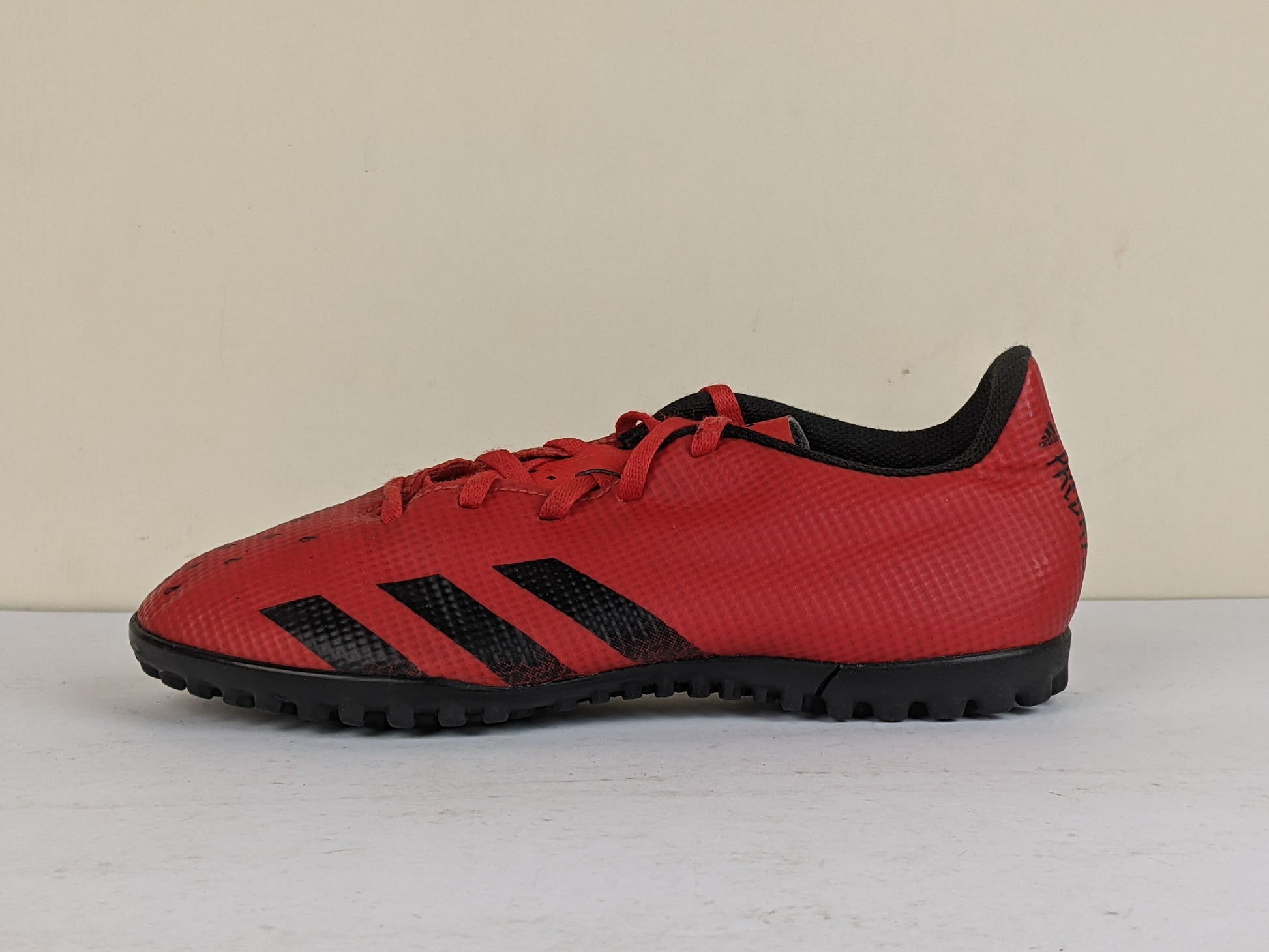 adidas Predator Freak .4 TF Meteorite - Red/Core Black