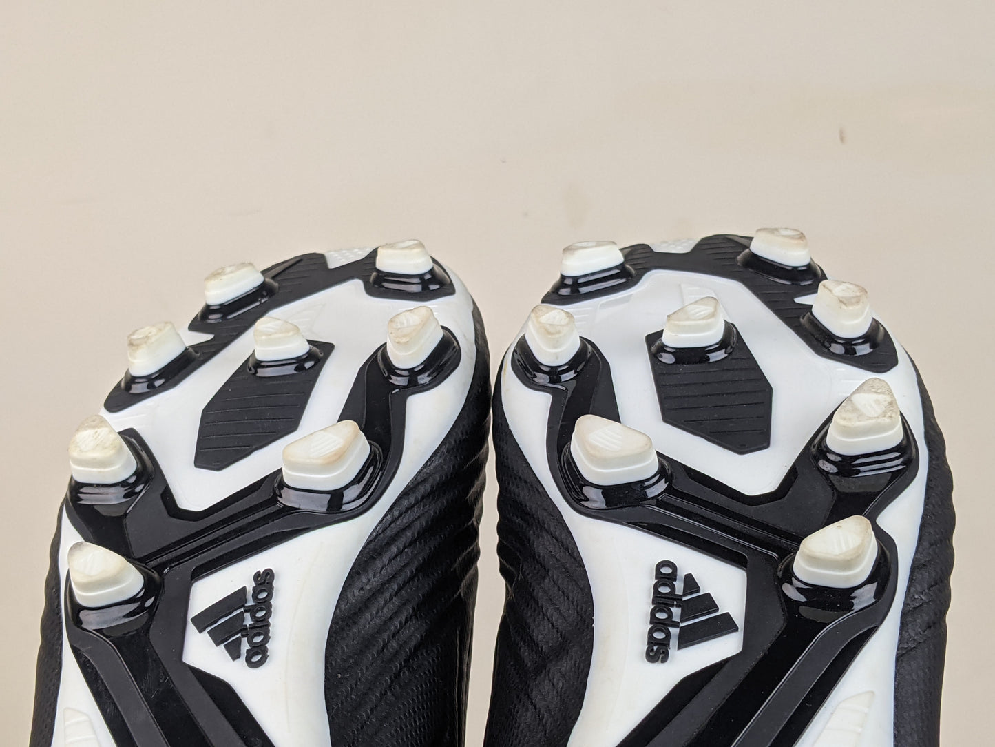 adidas Predator 18.4 FG 'Black/White