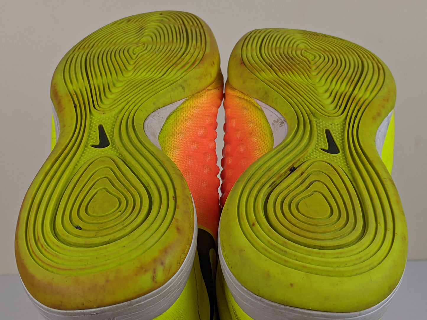 Nike Magista Onda II IC 'Yellow/Orange/Black