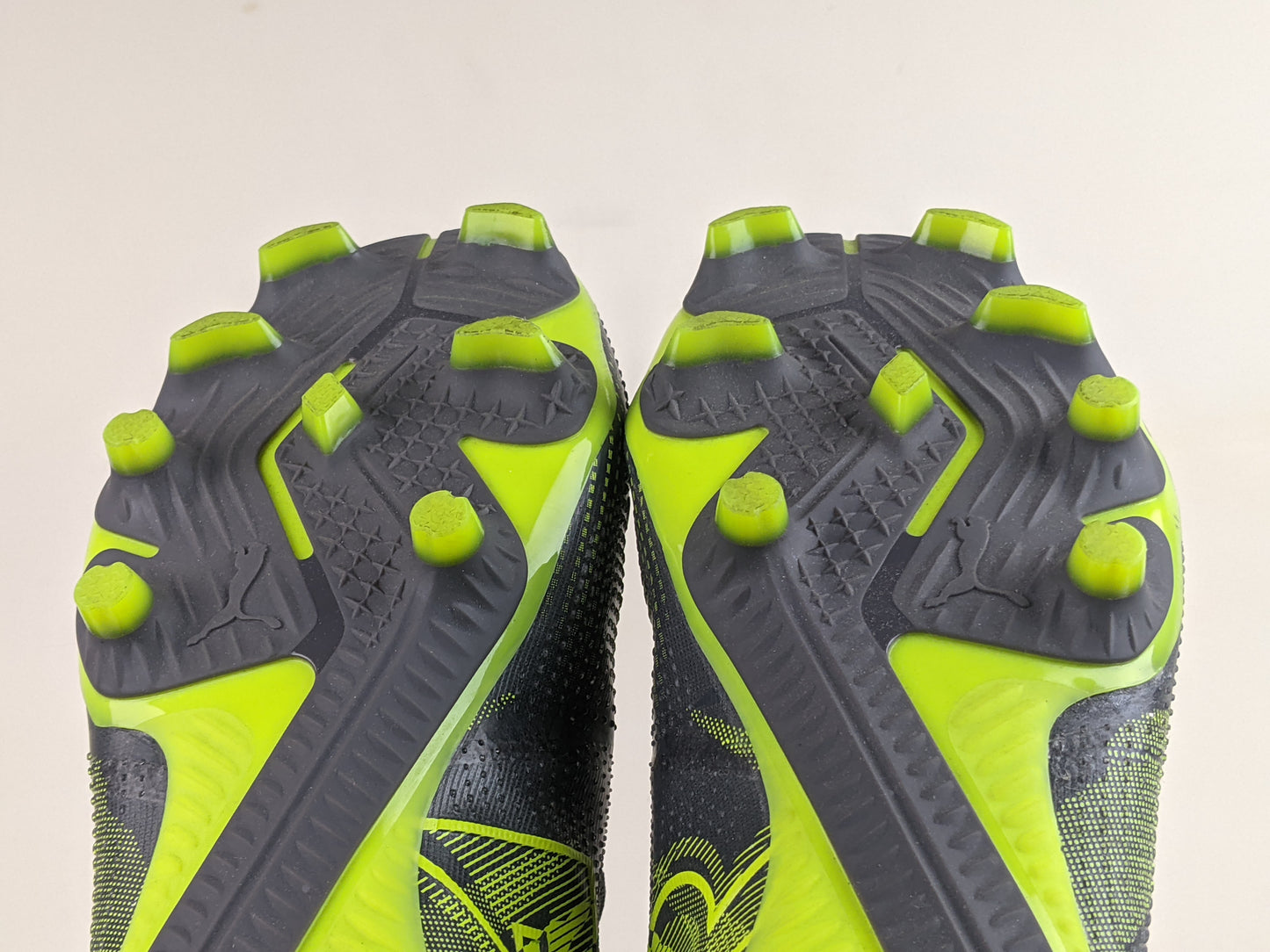 PUMA Future 7 Match FG/AG Rush - Strong Gray/Cool Dark Gray/Electric Lime LIMITED EDITION (New)