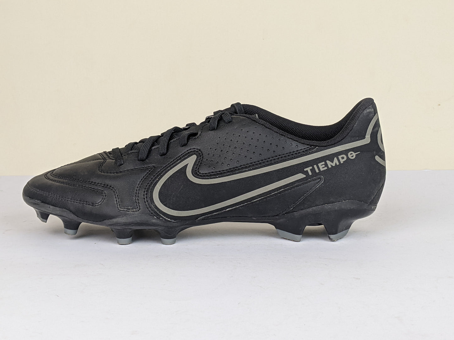 Nike Tiempo Legend 9 Club MG Renew - Black/Iron Grey