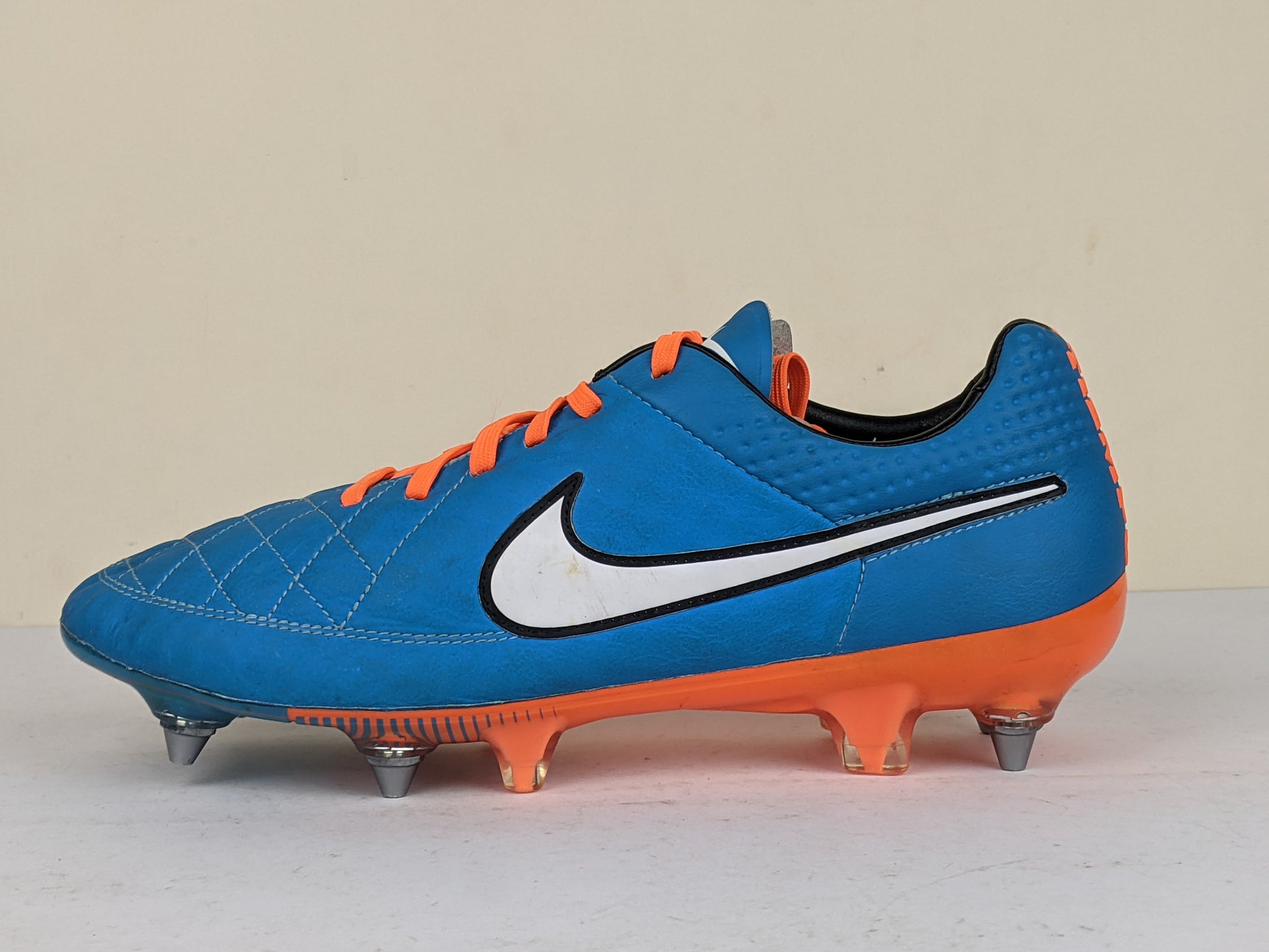 Nike Tiempo Legend V ACC SG-PRO Neo Turquoise/White/Hyper Crimson/Black (Brand New)