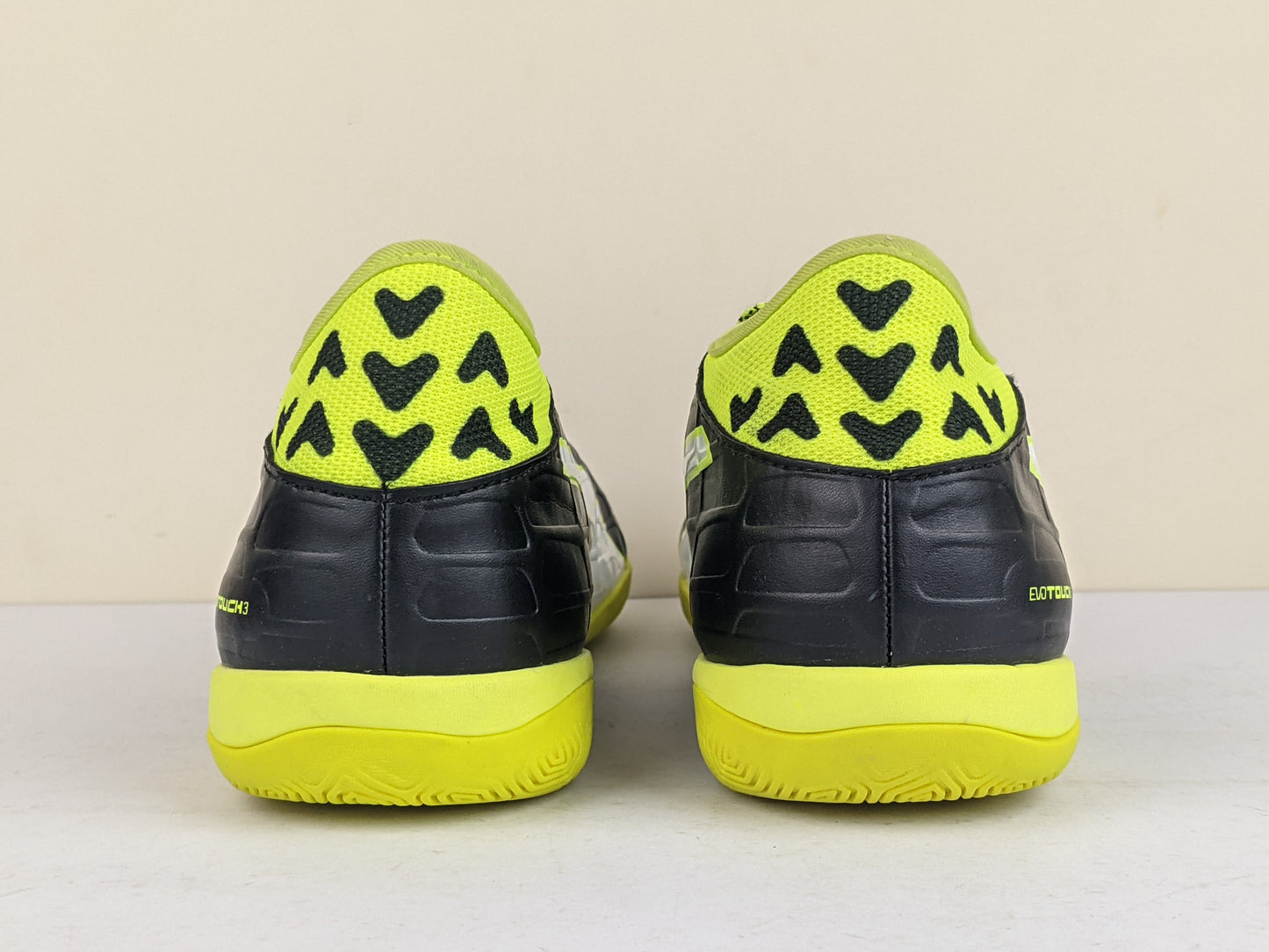 PUMA evoTOUCH 3 IT - Black/White/Safety Yellow