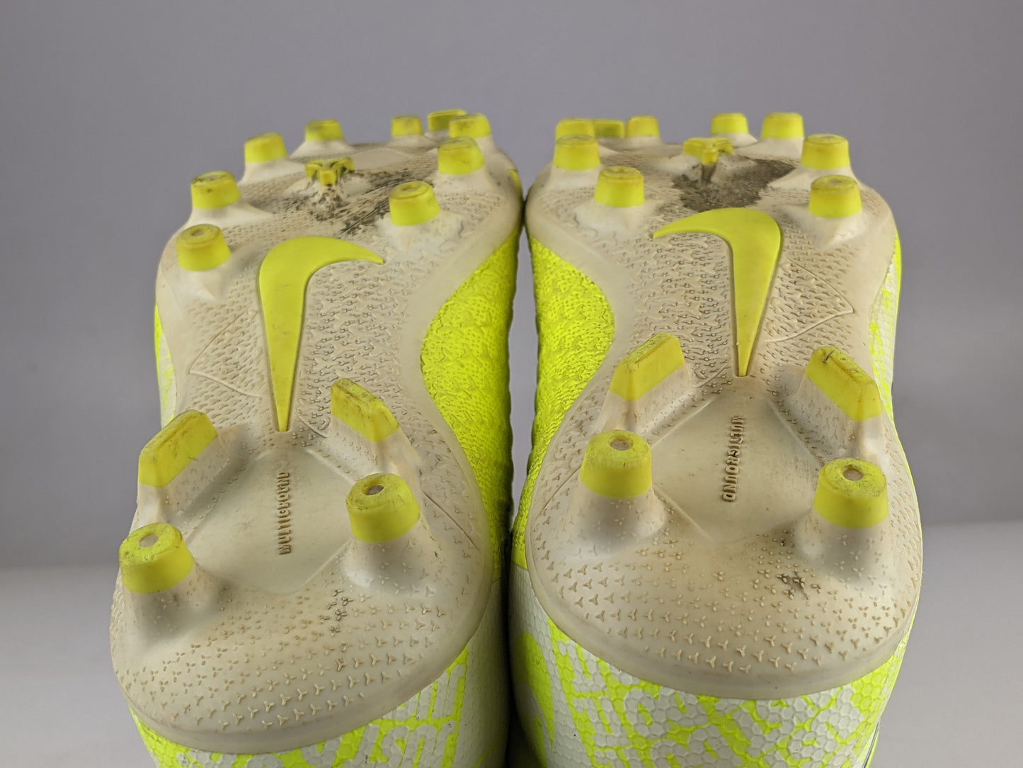 Nike Phantom VSN Academy FG 'Volt/White