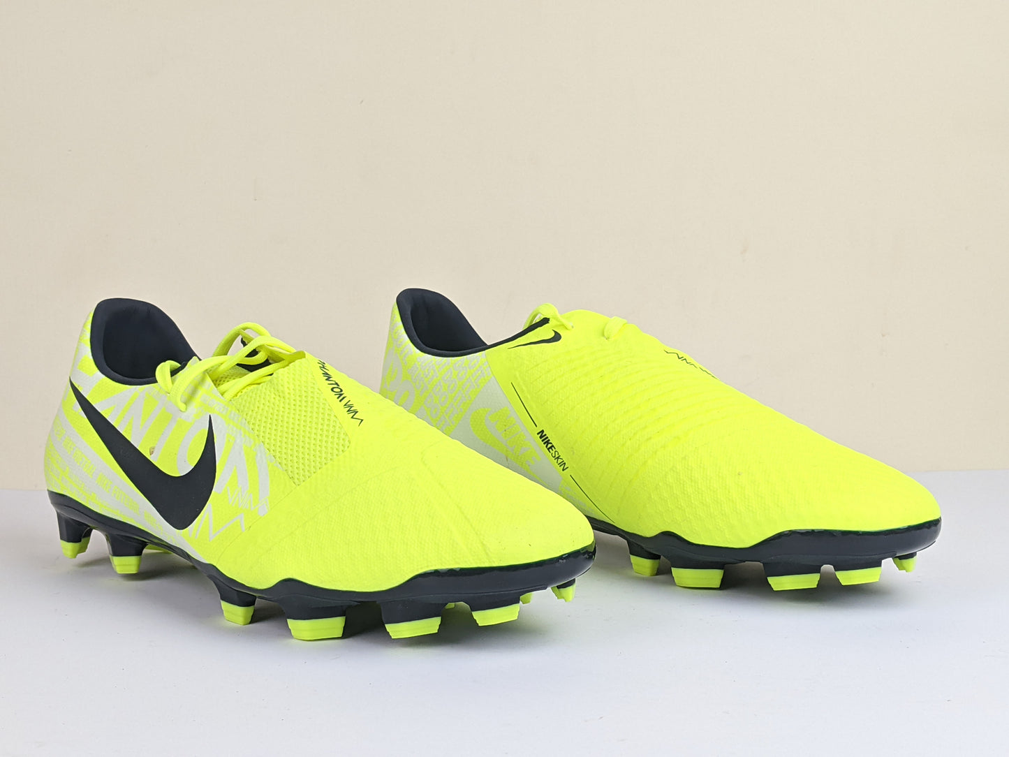 Nike Phantom Venom Academy FG New Lights - Volt/Obsidian(Brand New)