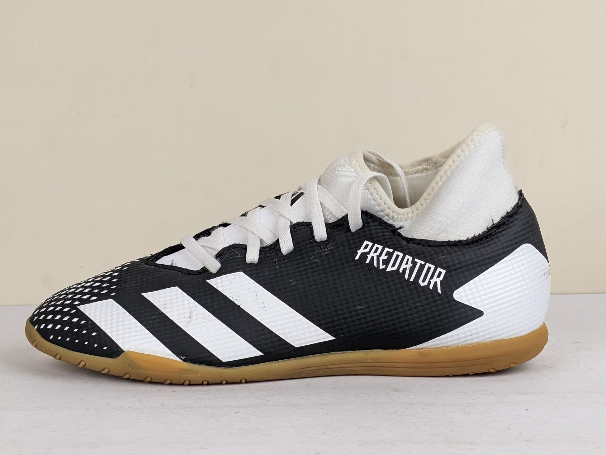 adidas Predator 20.4 IIC IN 'Black/White